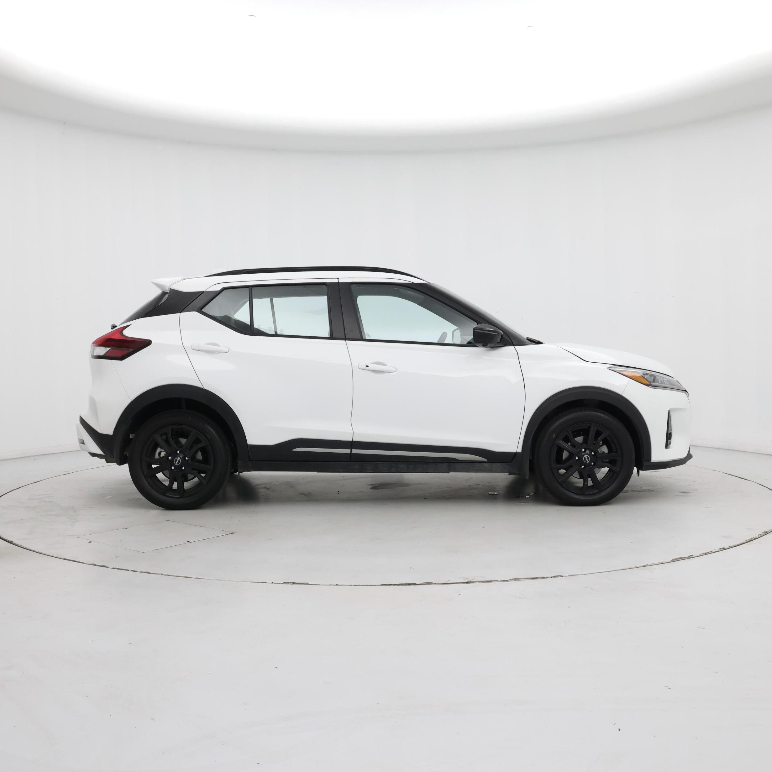 Thumbnail: 2024 Nissan Kicks - 7