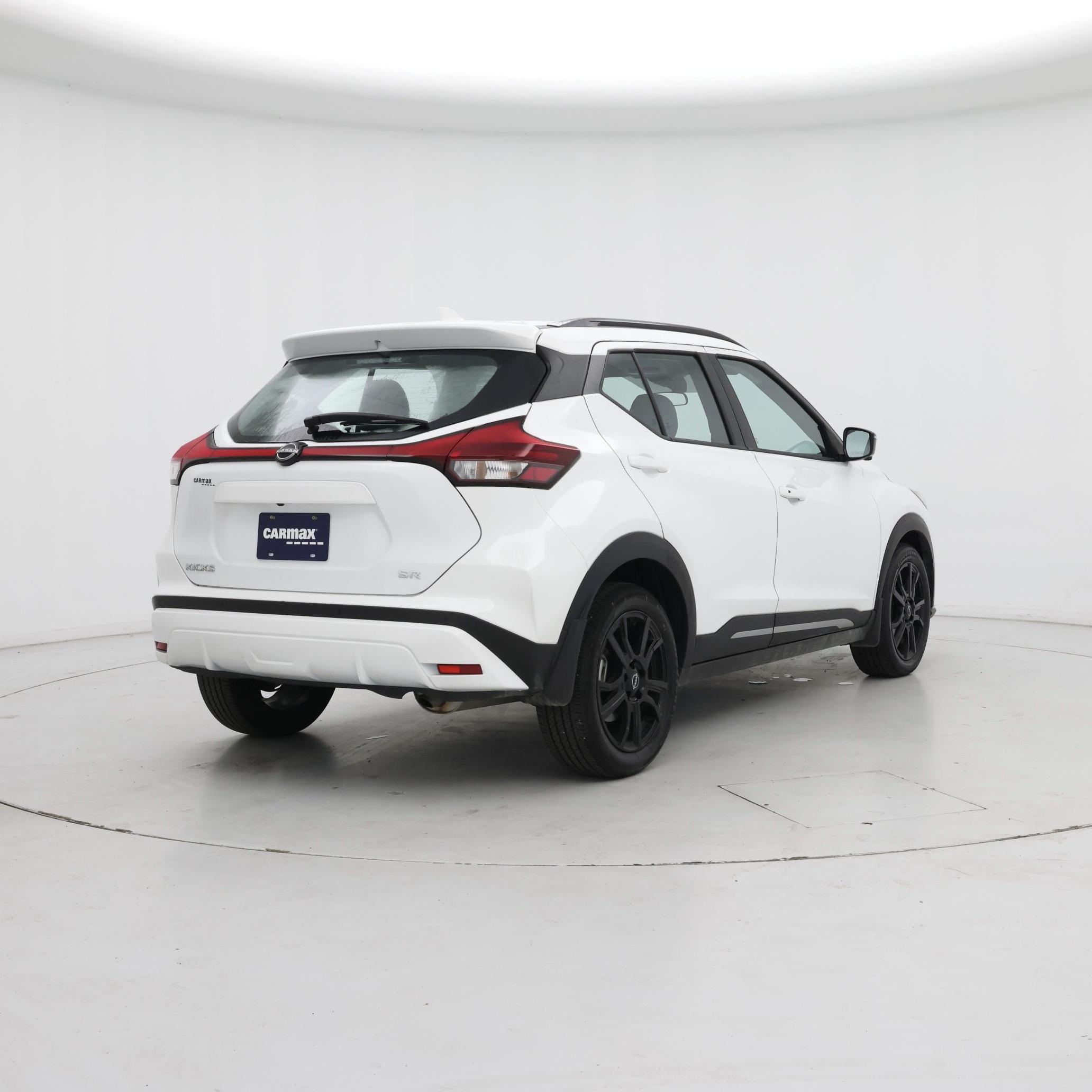 Thumbnail: 2024 Nissan Kicks - 8