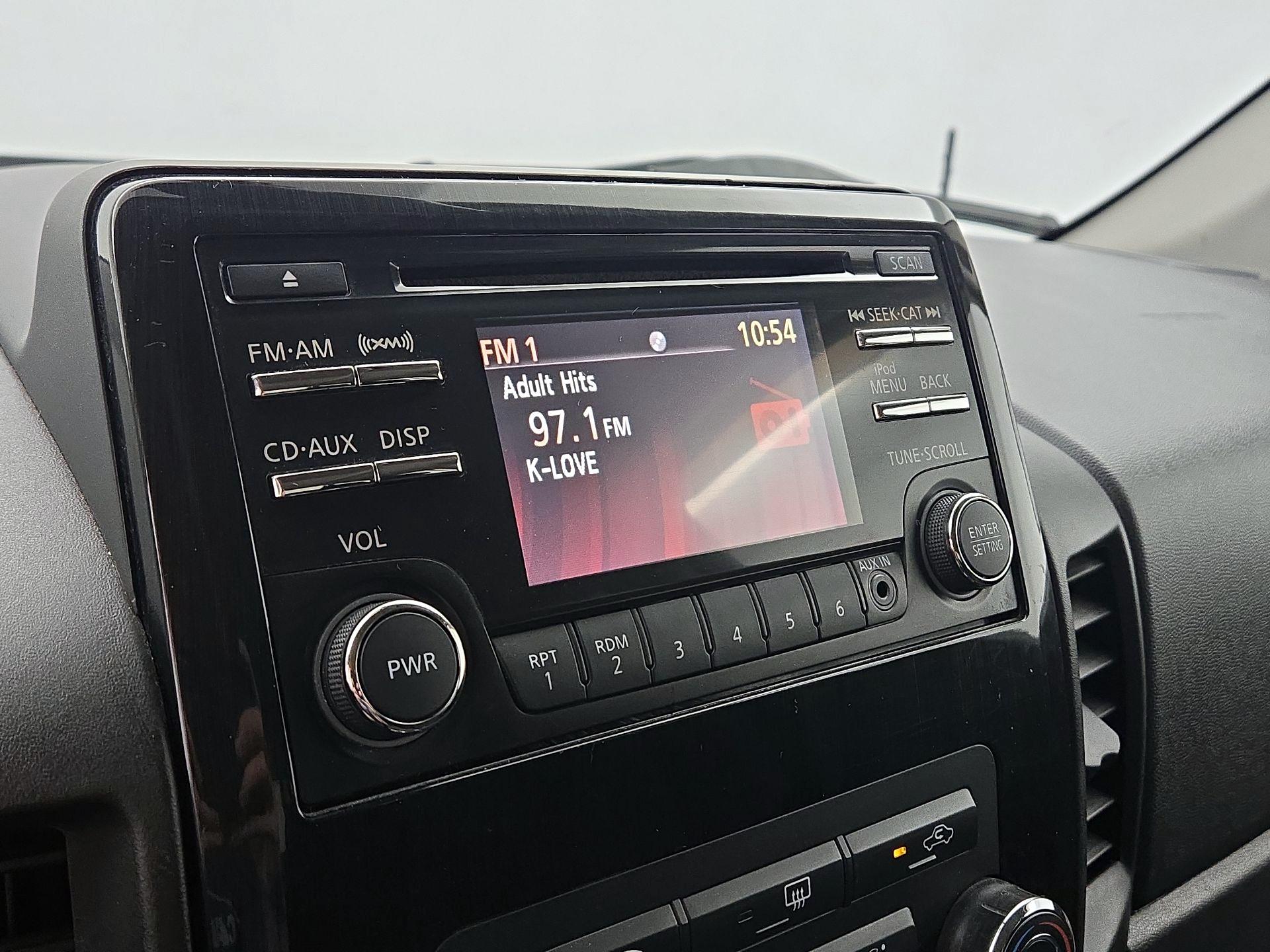 Thumbnail: 2014 Nissan Titan - 15