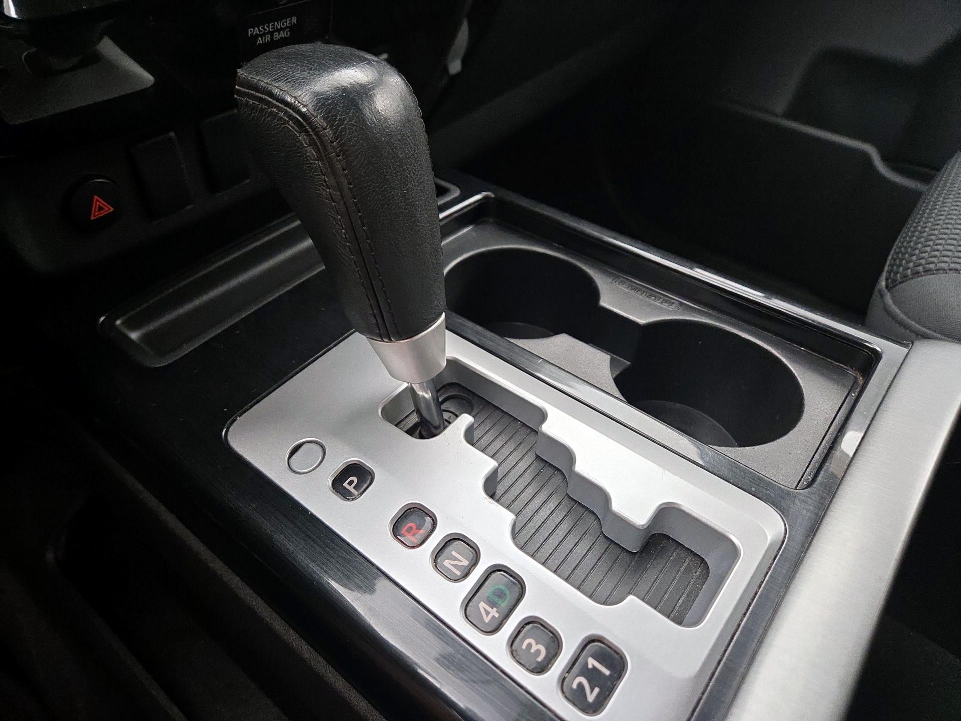 Thumbnail: 2014 Nissan Titan - 17