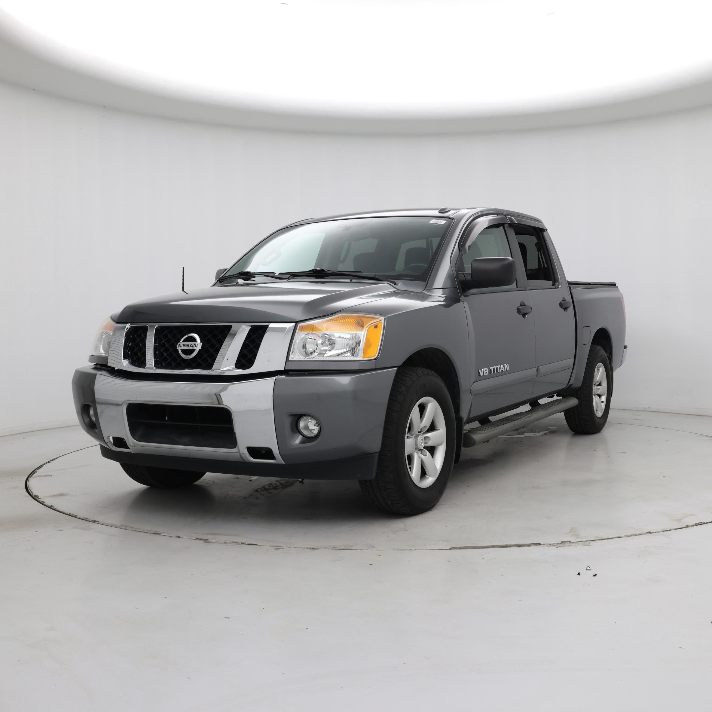 Thumbnail: 2014 Nissan Titan - 4