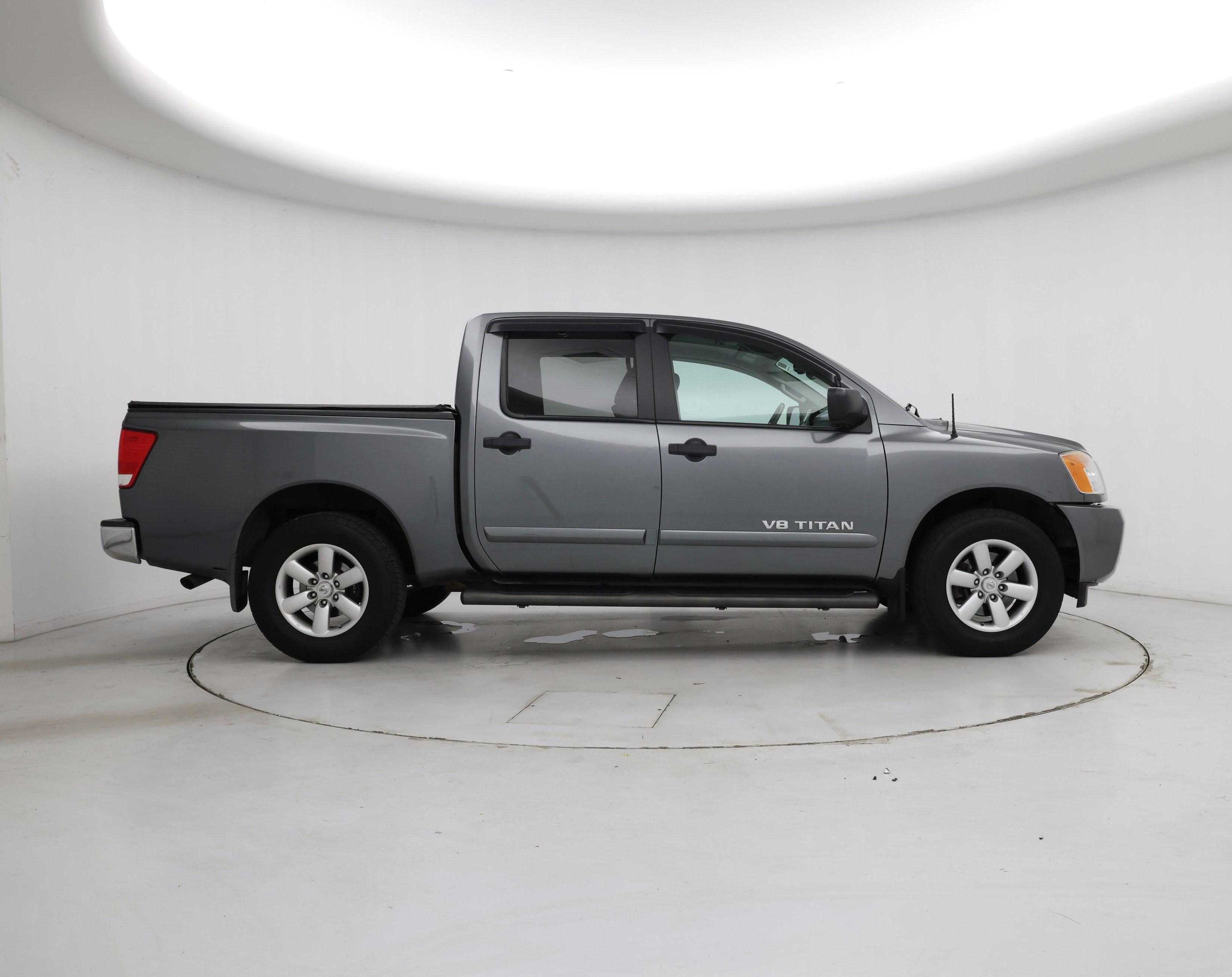 Thumbnail: 2014 Nissan Titan - 7