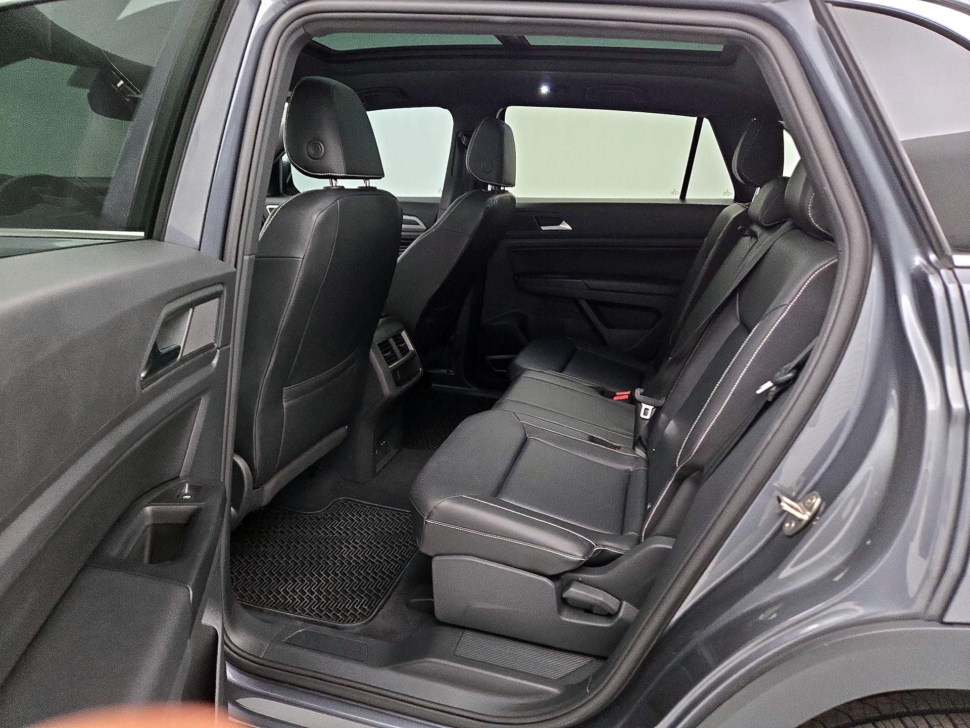 Thumbnail: 2020 Volkswagen Atlas - 20