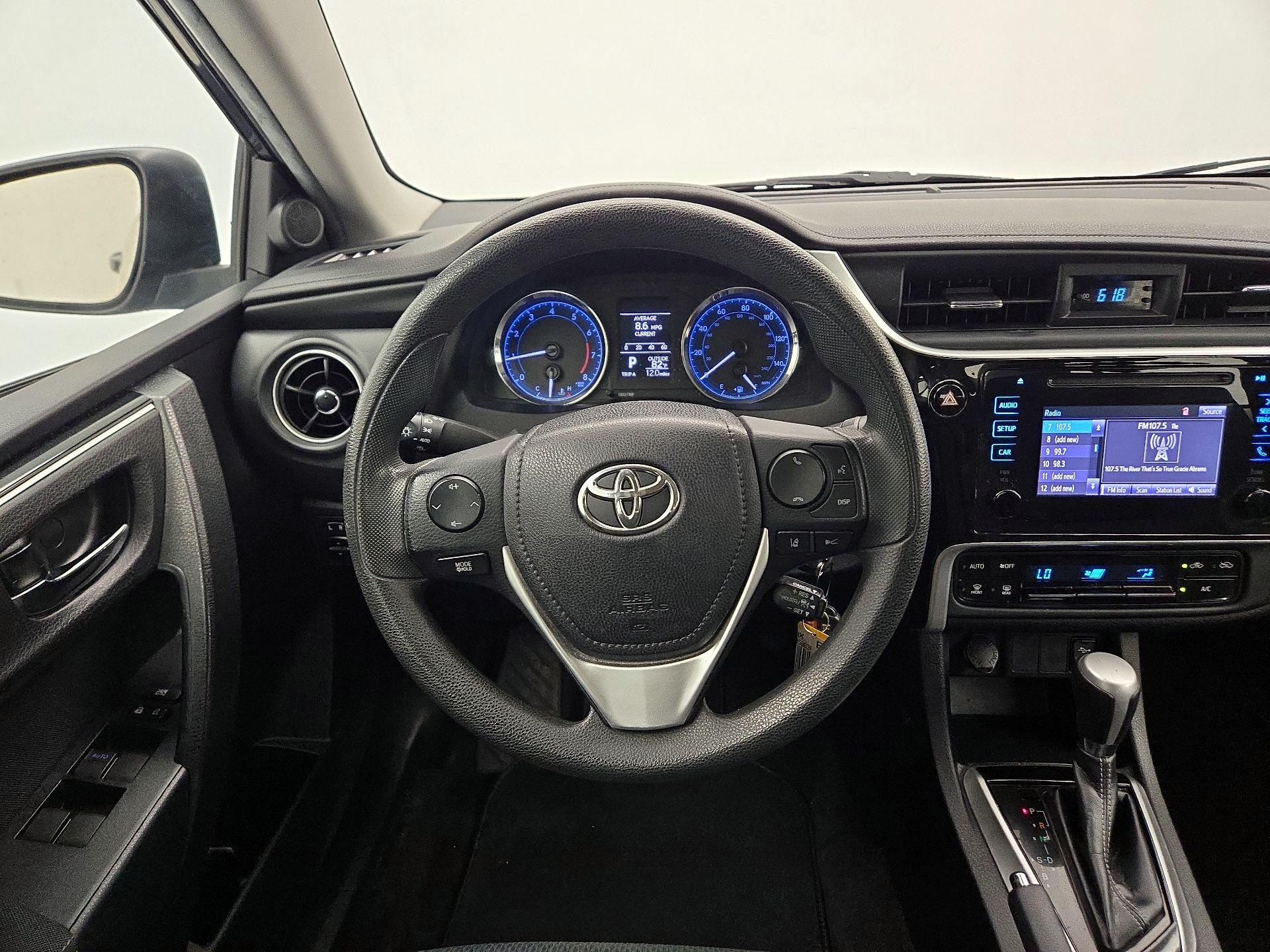 Thumbnail: 2018 Toyota Corolla - 10