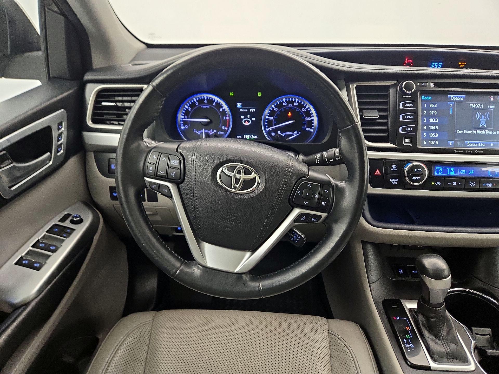 Thumbnail: 2018 Toyota Highlander - 10