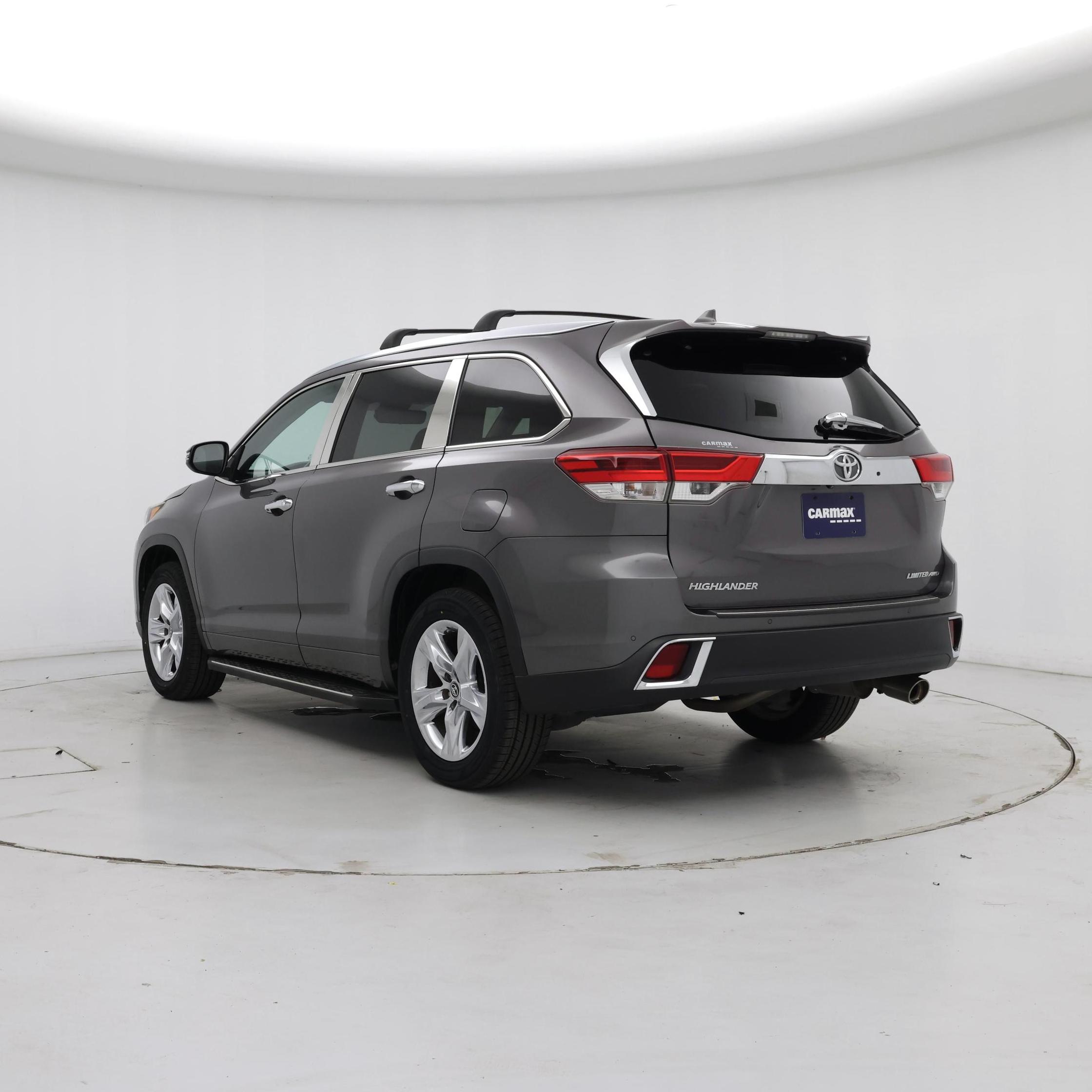 Thumbnail: 2018 Toyota Highlander - 2