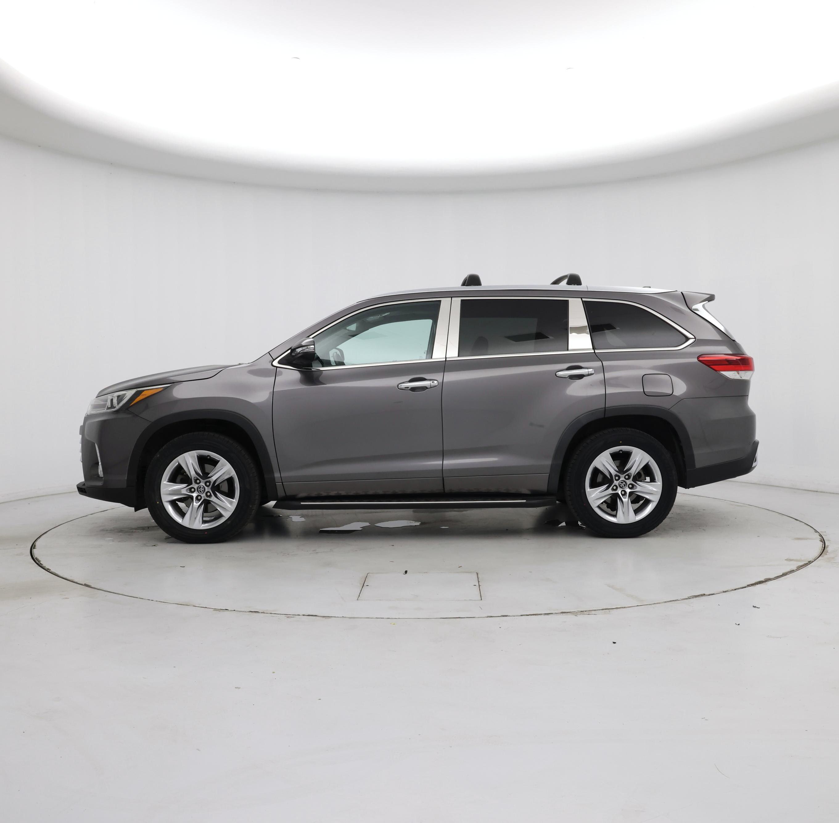 Thumbnail: 2018 Toyota Highlander - 3