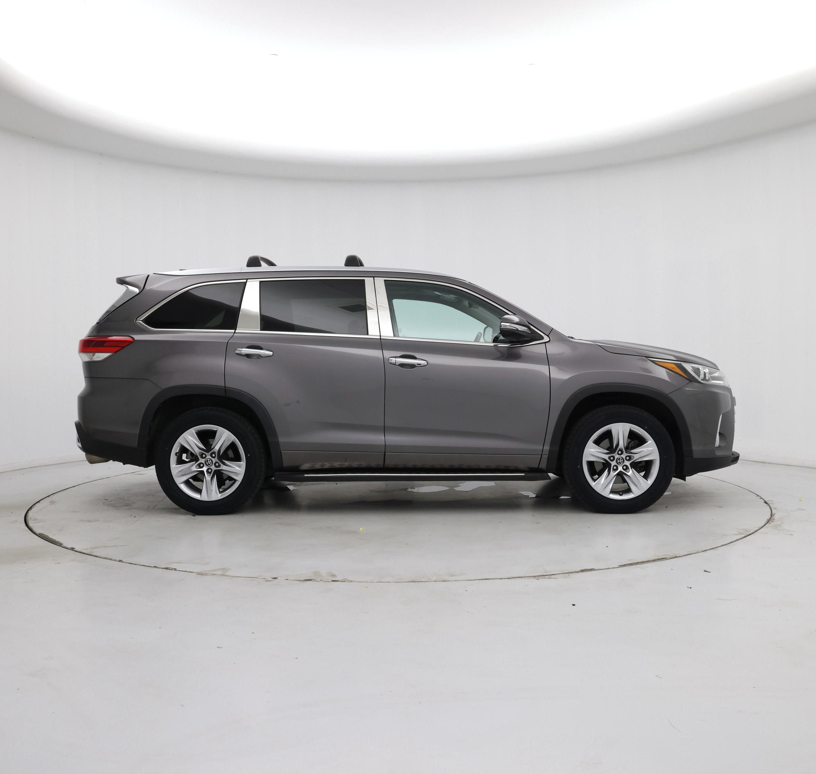 Thumbnail: 2018 Toyota Highlander - 7
