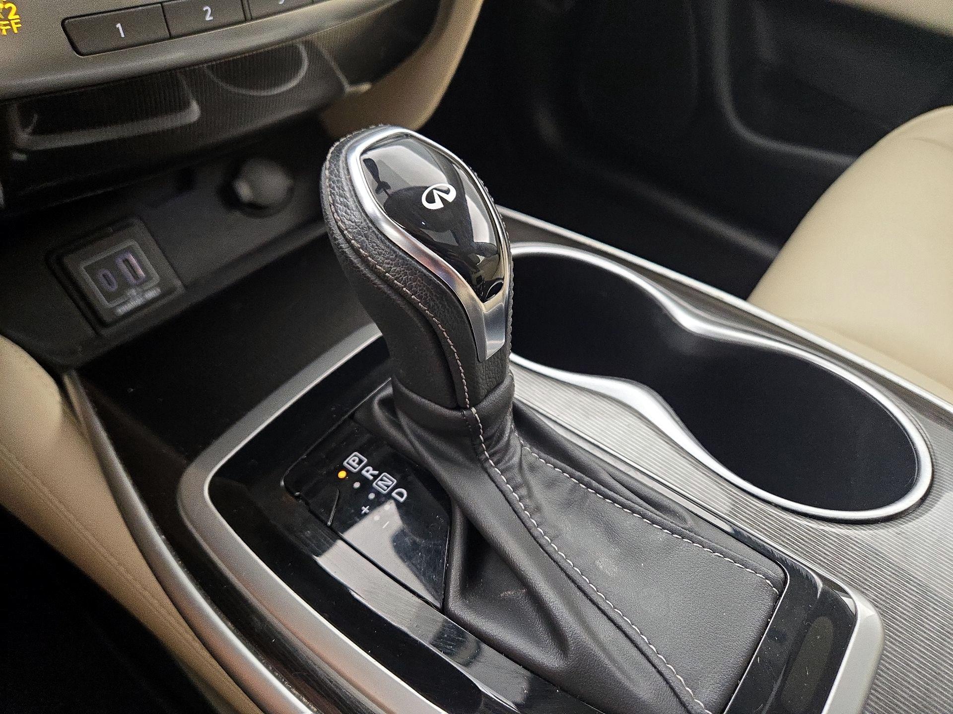 Thumbnail: 2020 INFINITI QX60 - 18