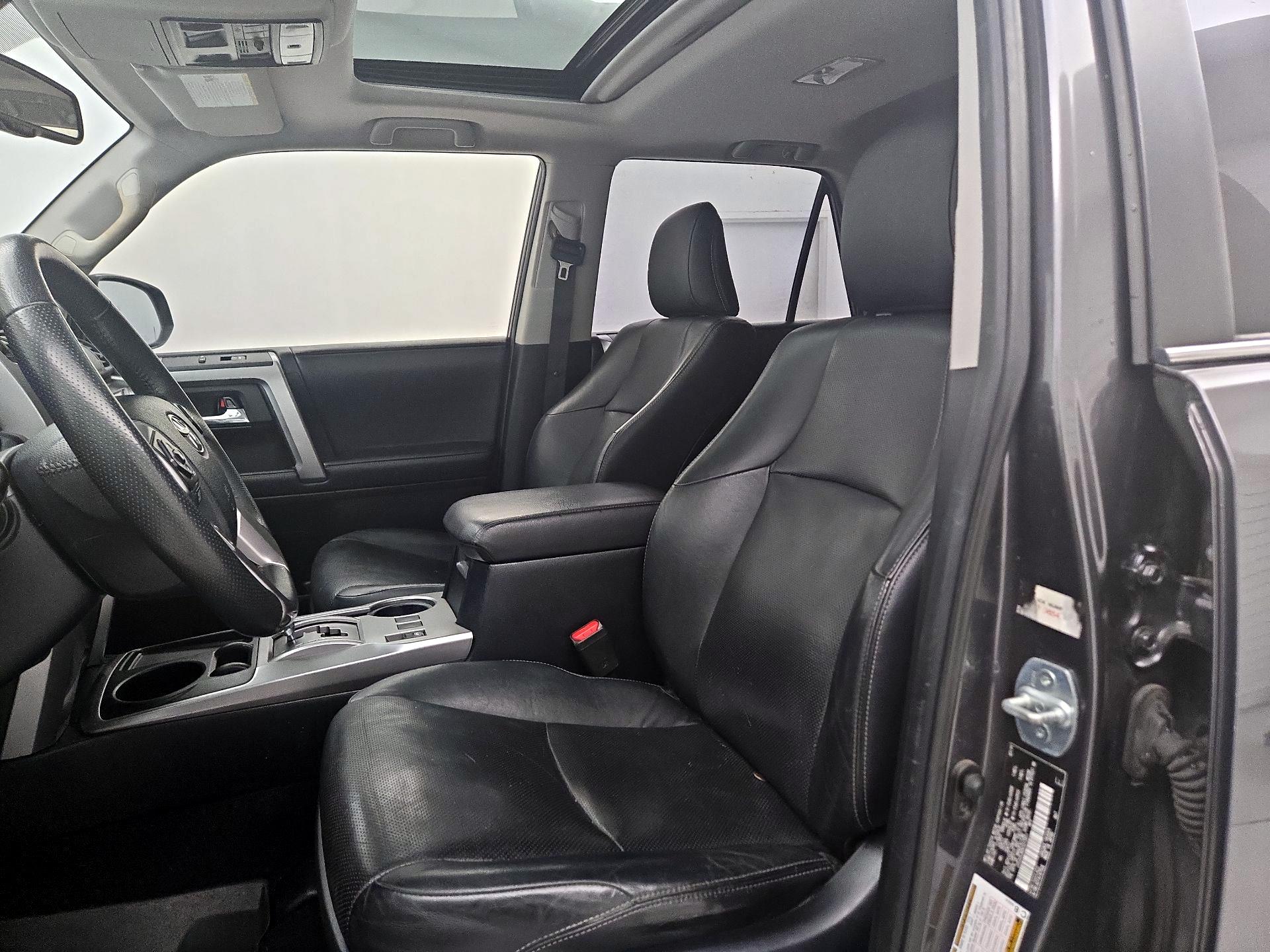 Thumbnail: 2019 Toyota 4Runner - 11