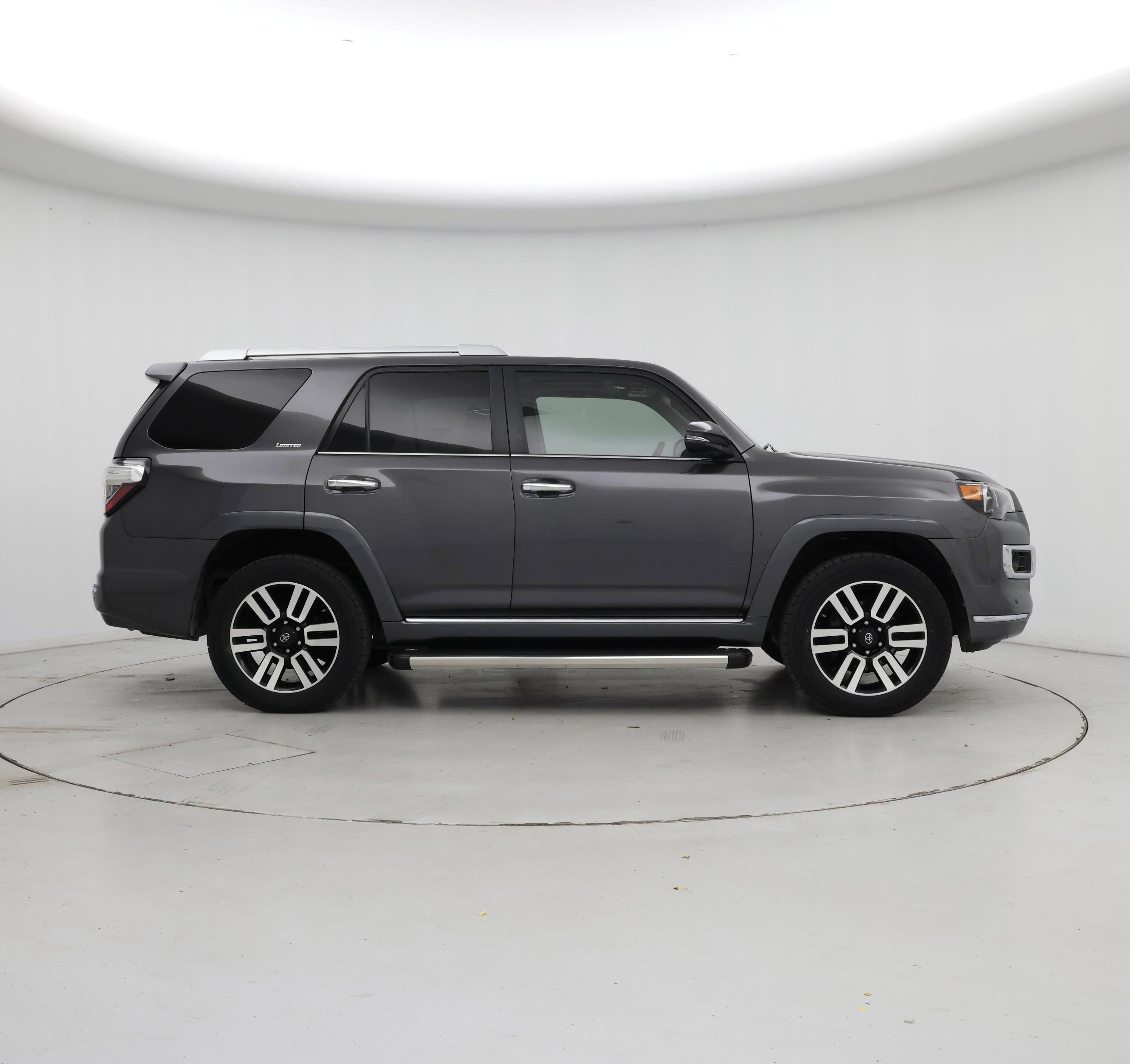 Thumbnail: 2019 Toyota 4Runner - 7