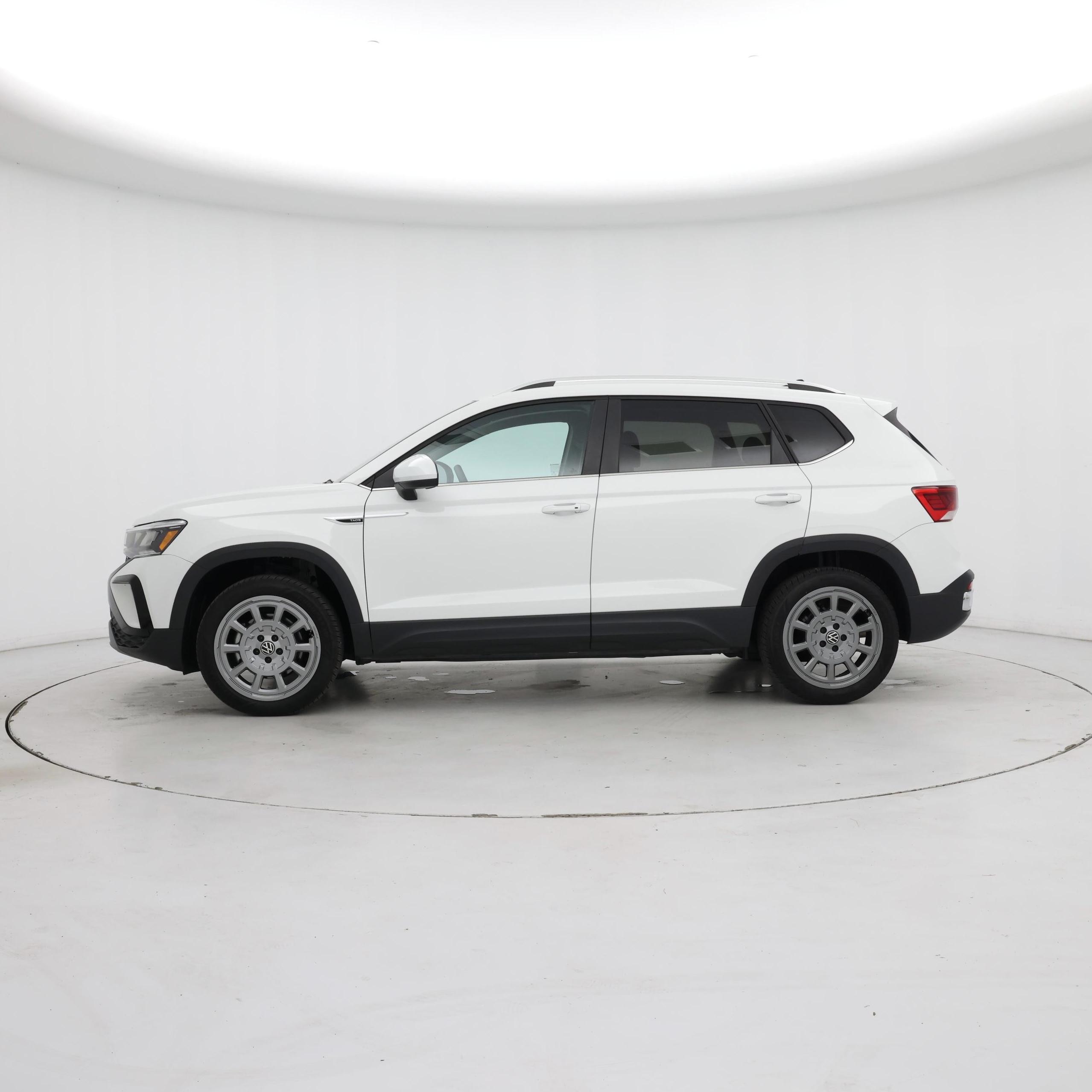 Thumbnail: 2024 Volkswagen Taos - 3