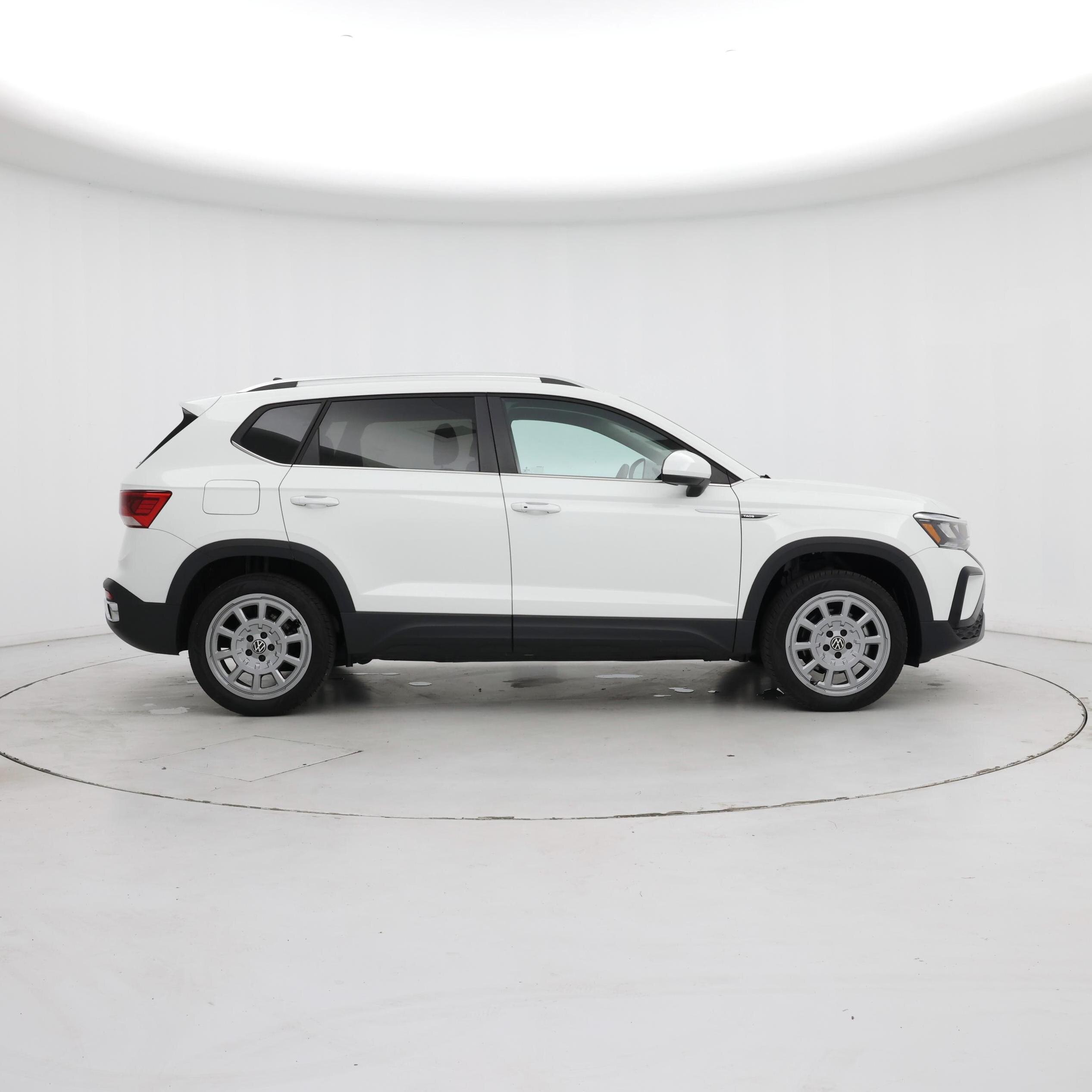 Thumbnail: 2024 Volkswagen Taos - 7