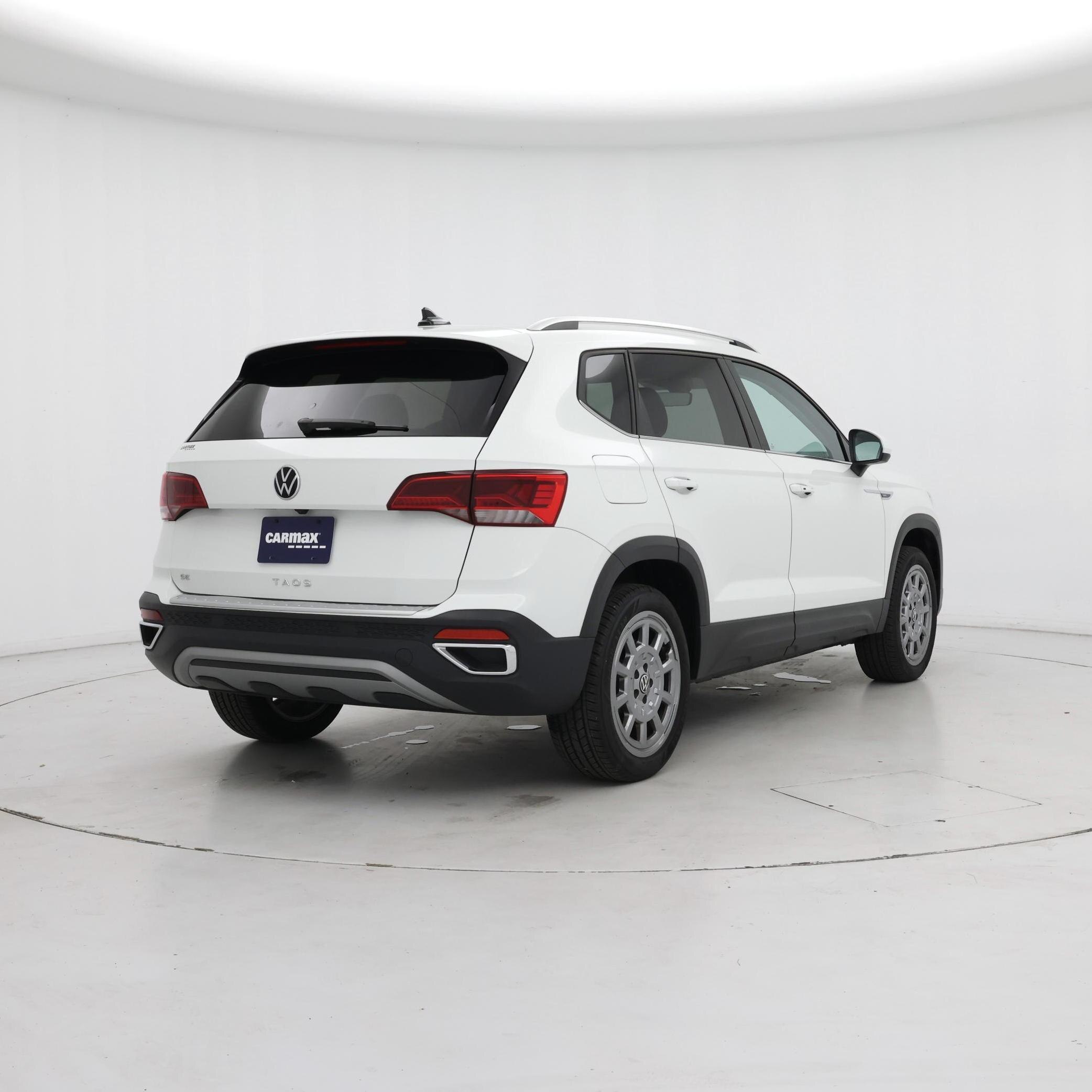 Thumbnail: 2024 Volkswagen Taos - 8