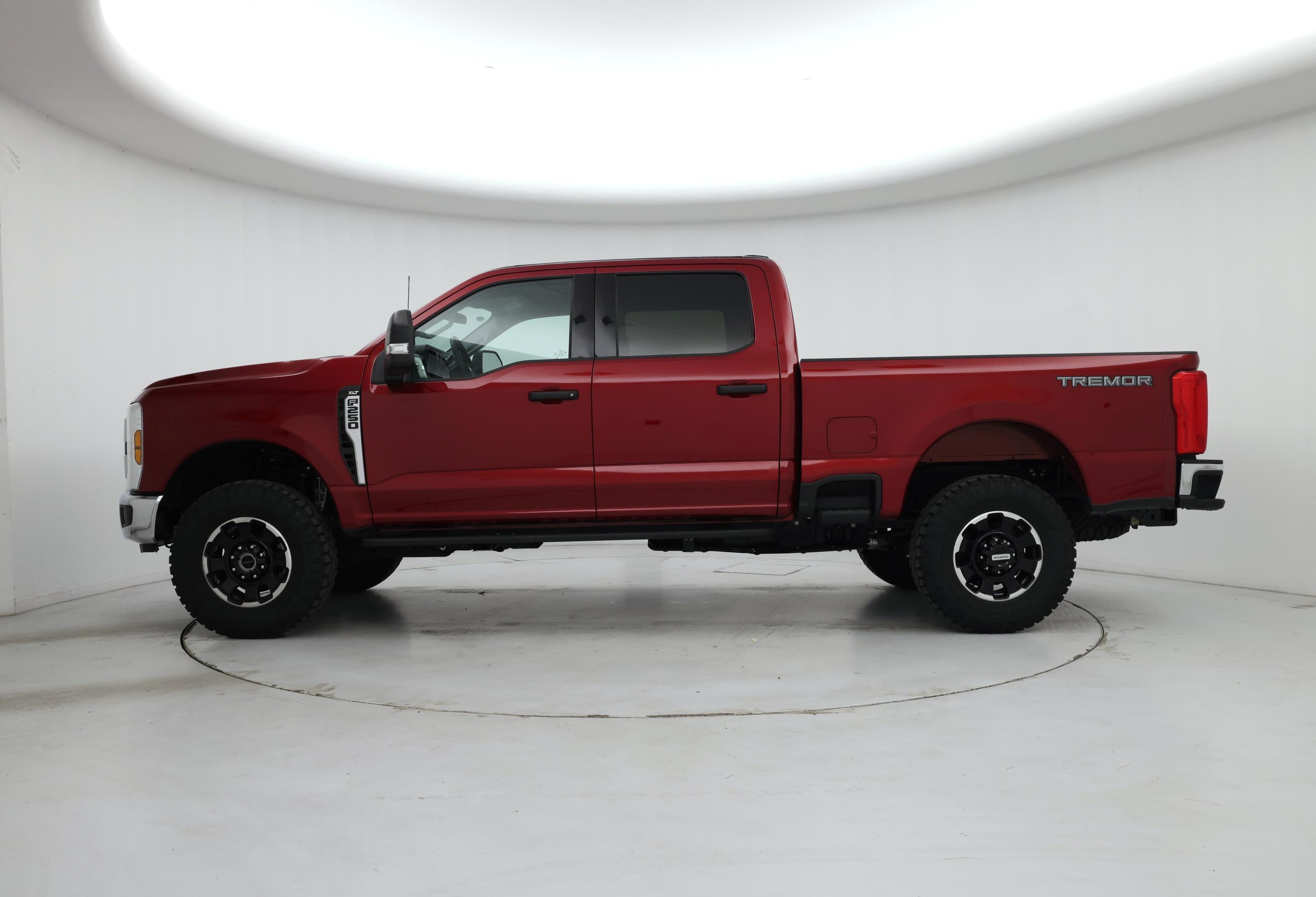 Thumbnail: 2025 Ford F-250 - 3