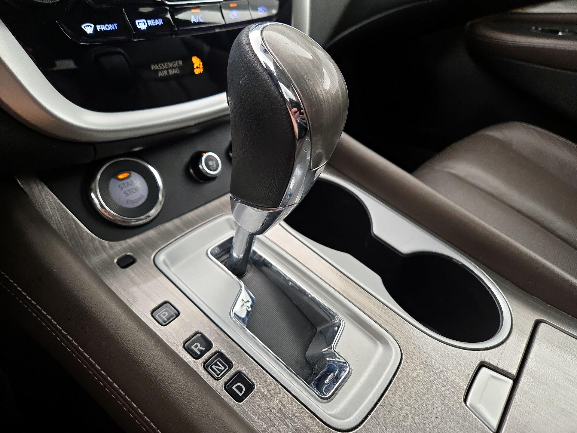 Thumbnail: 2016 Nissan Murano - 18