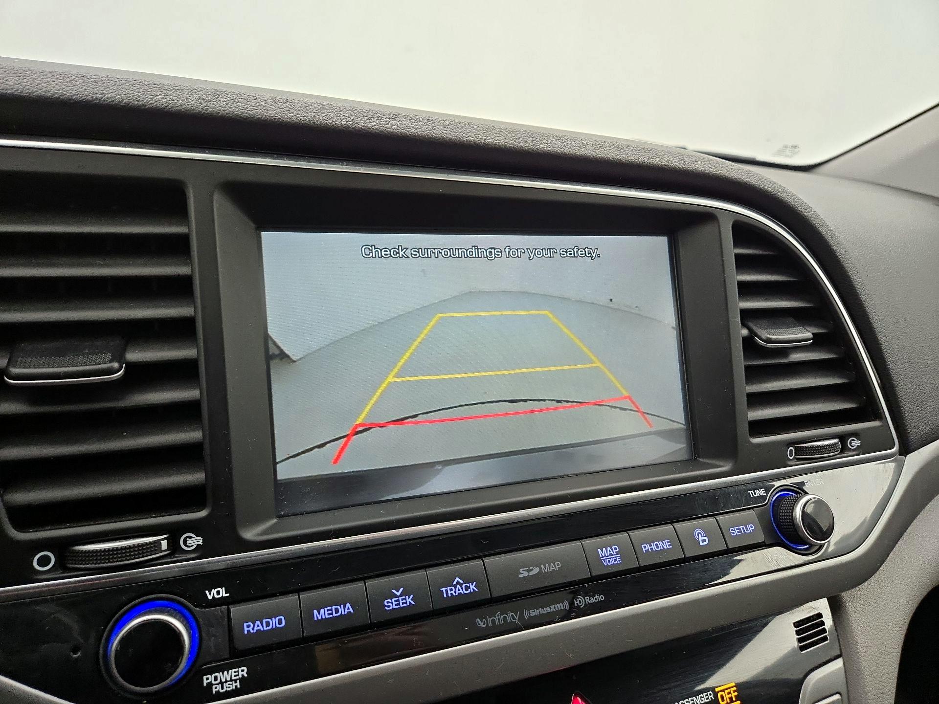 Thumbnail: 2018 Hyundai Elantra - 15