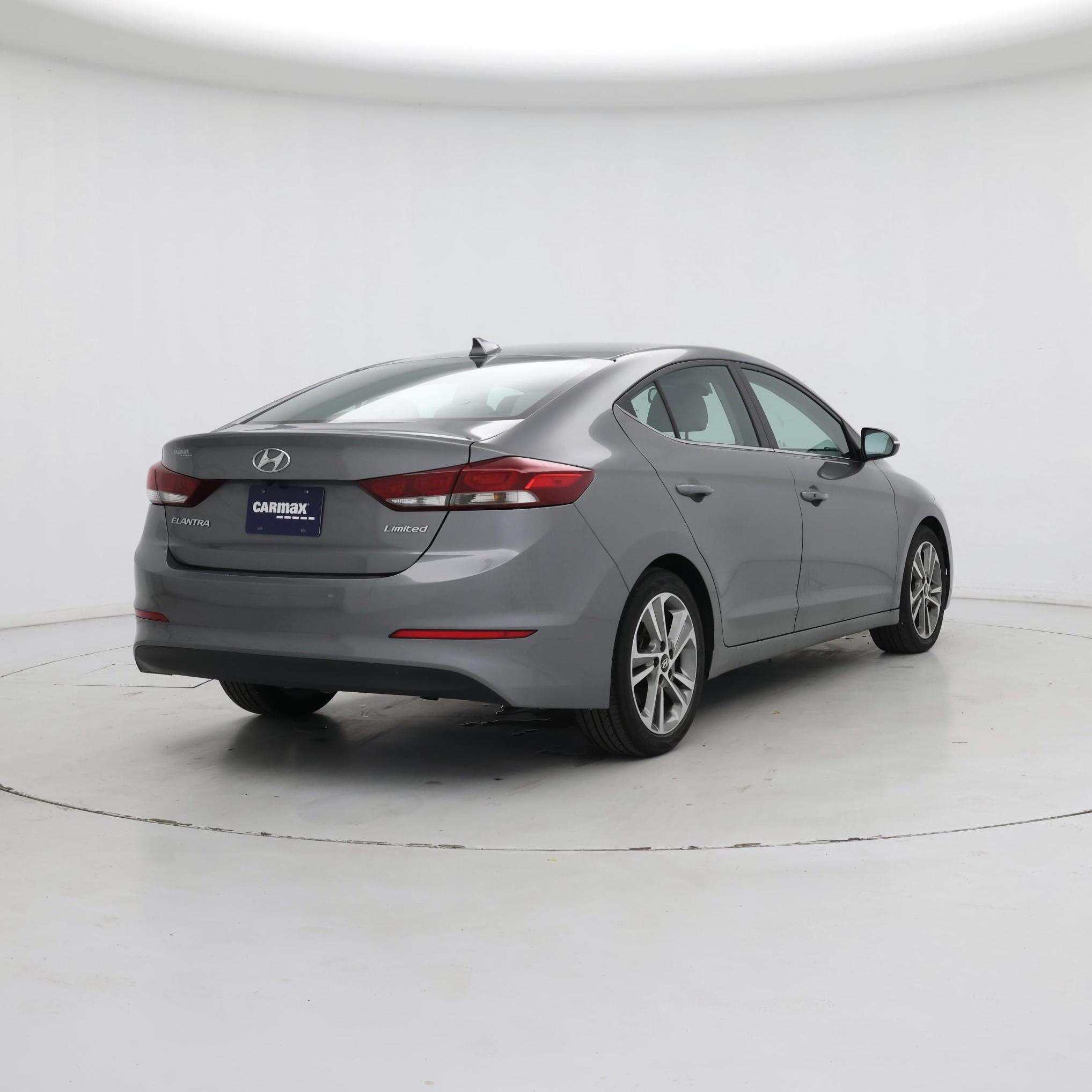 Thumbnail: 2018 Hyundai Elantra - 8