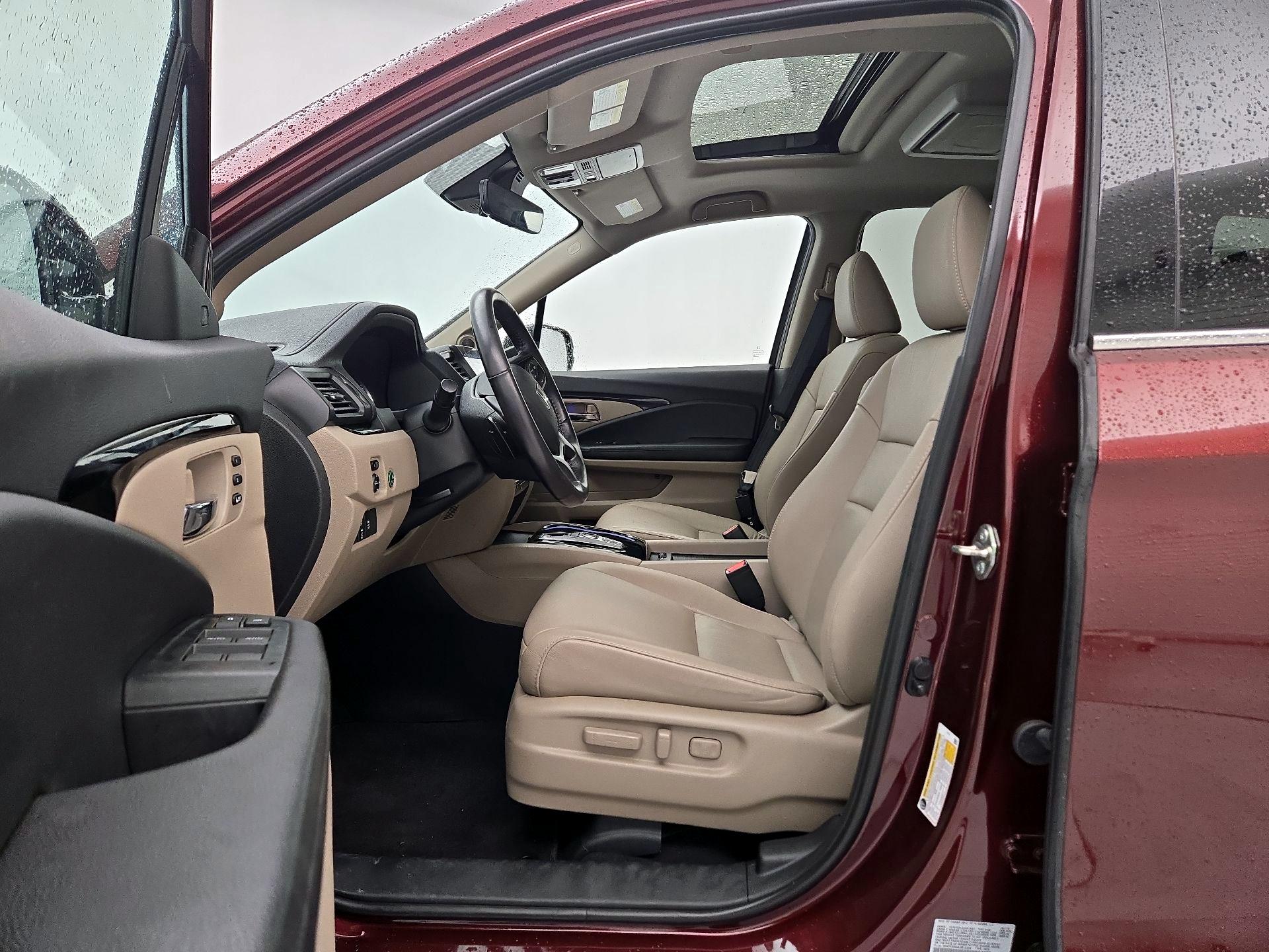 Thumbnail: 2020 Honda Pilot - 11