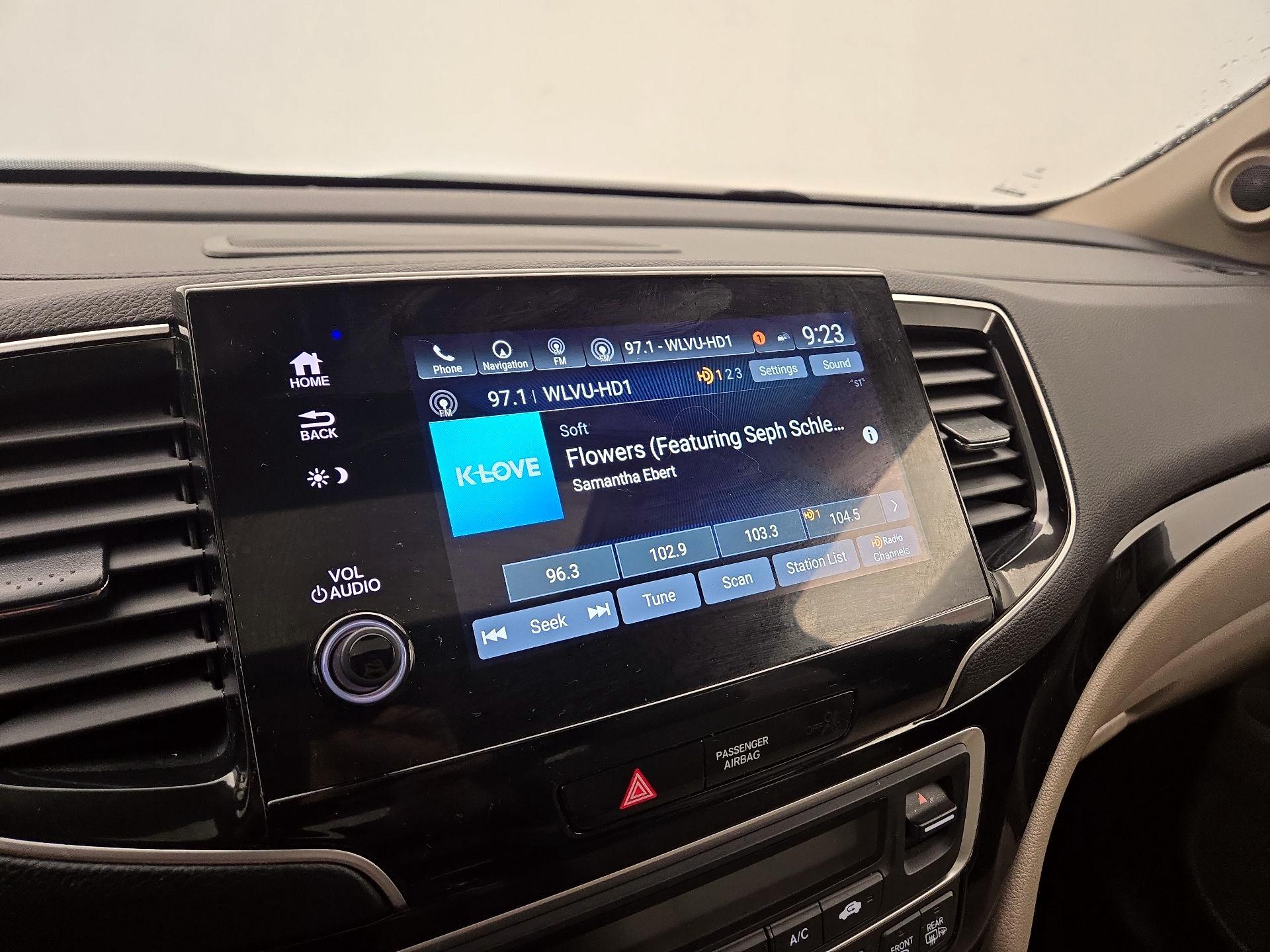 Thumbnail: 2020 Honda Pilot - 16