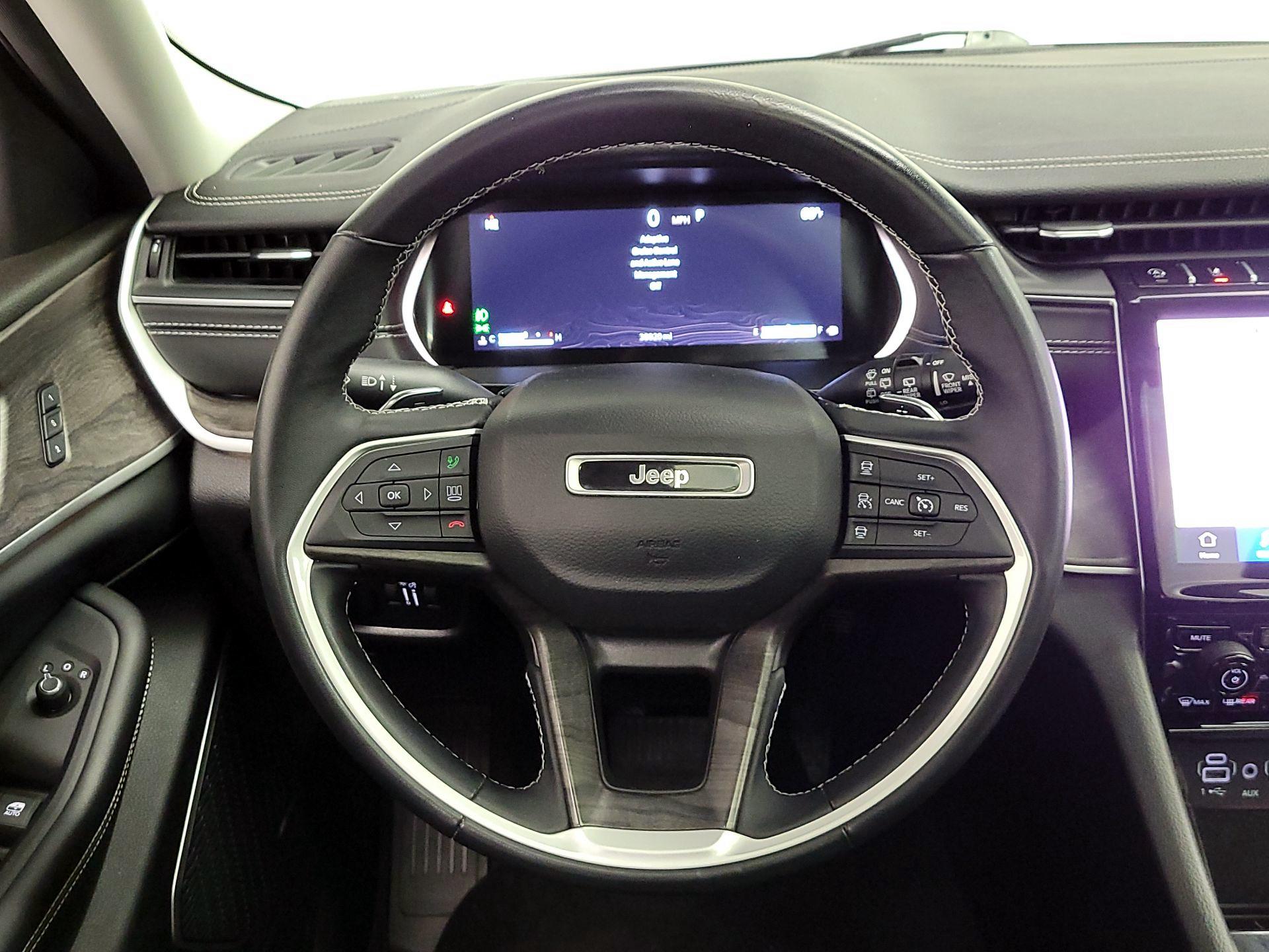 Thumbnail: 2022 Jeep Grand Cherokee - 10