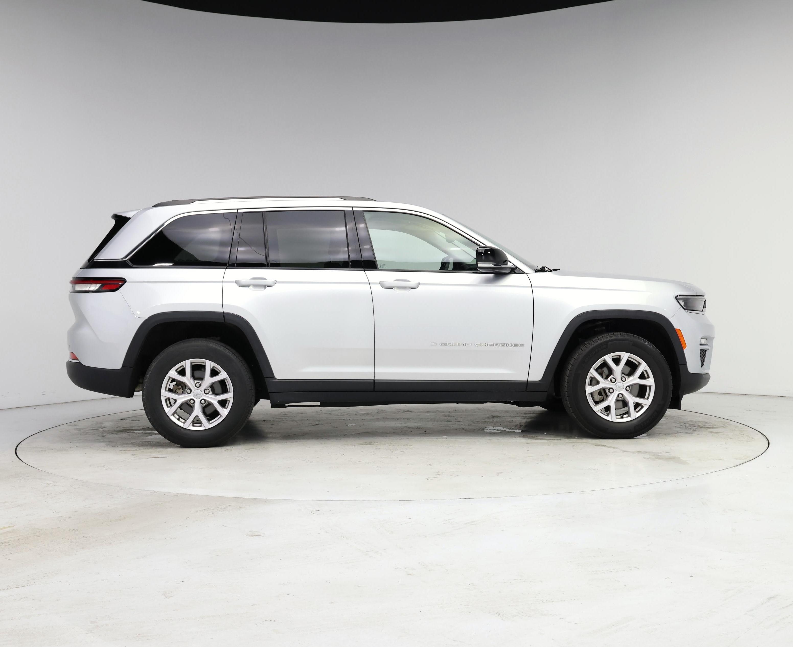 Thumbnail: 2022 Jeep Grand Cherokee - 7
