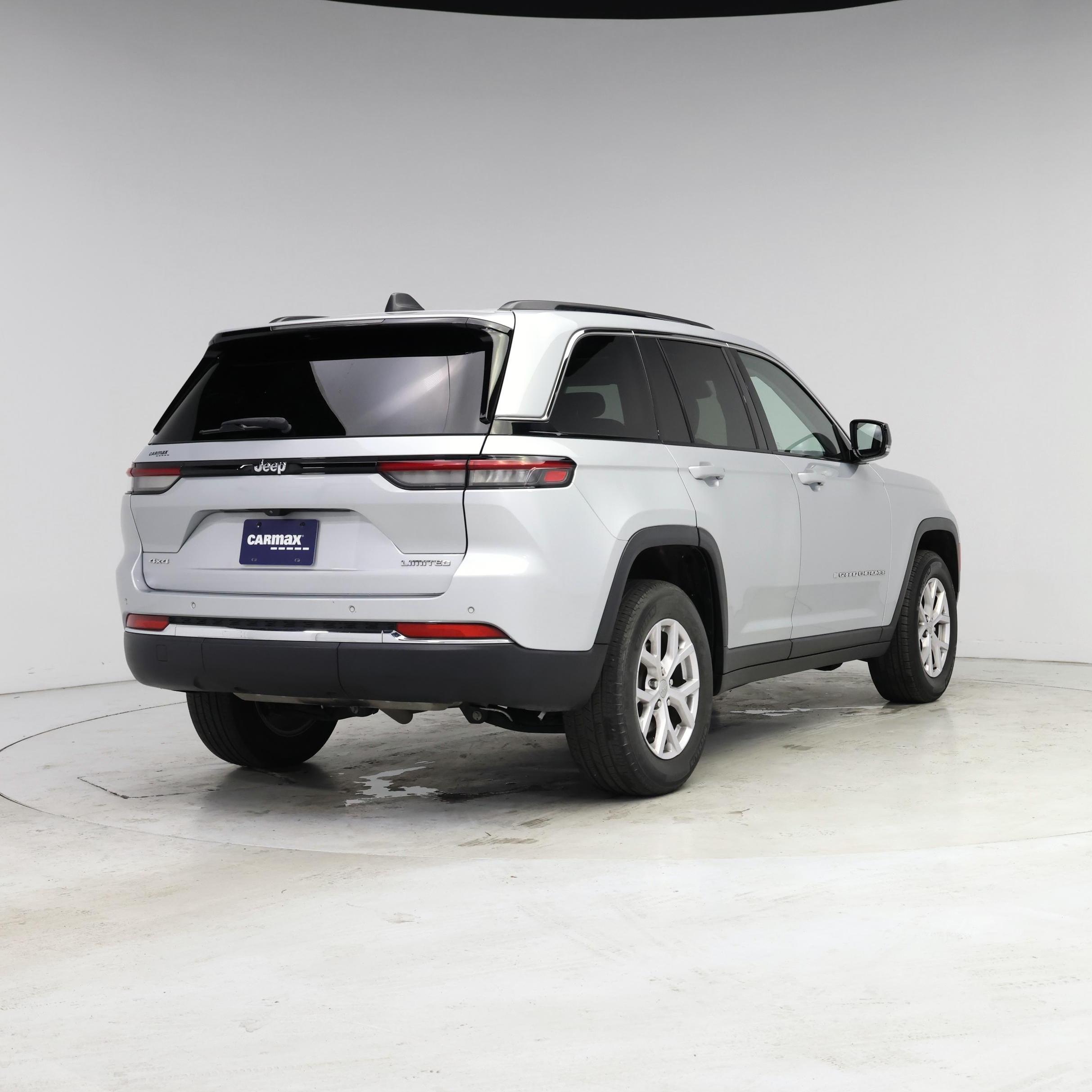 Thumbnail: 2022 Jeep Grand Cherokee - 8