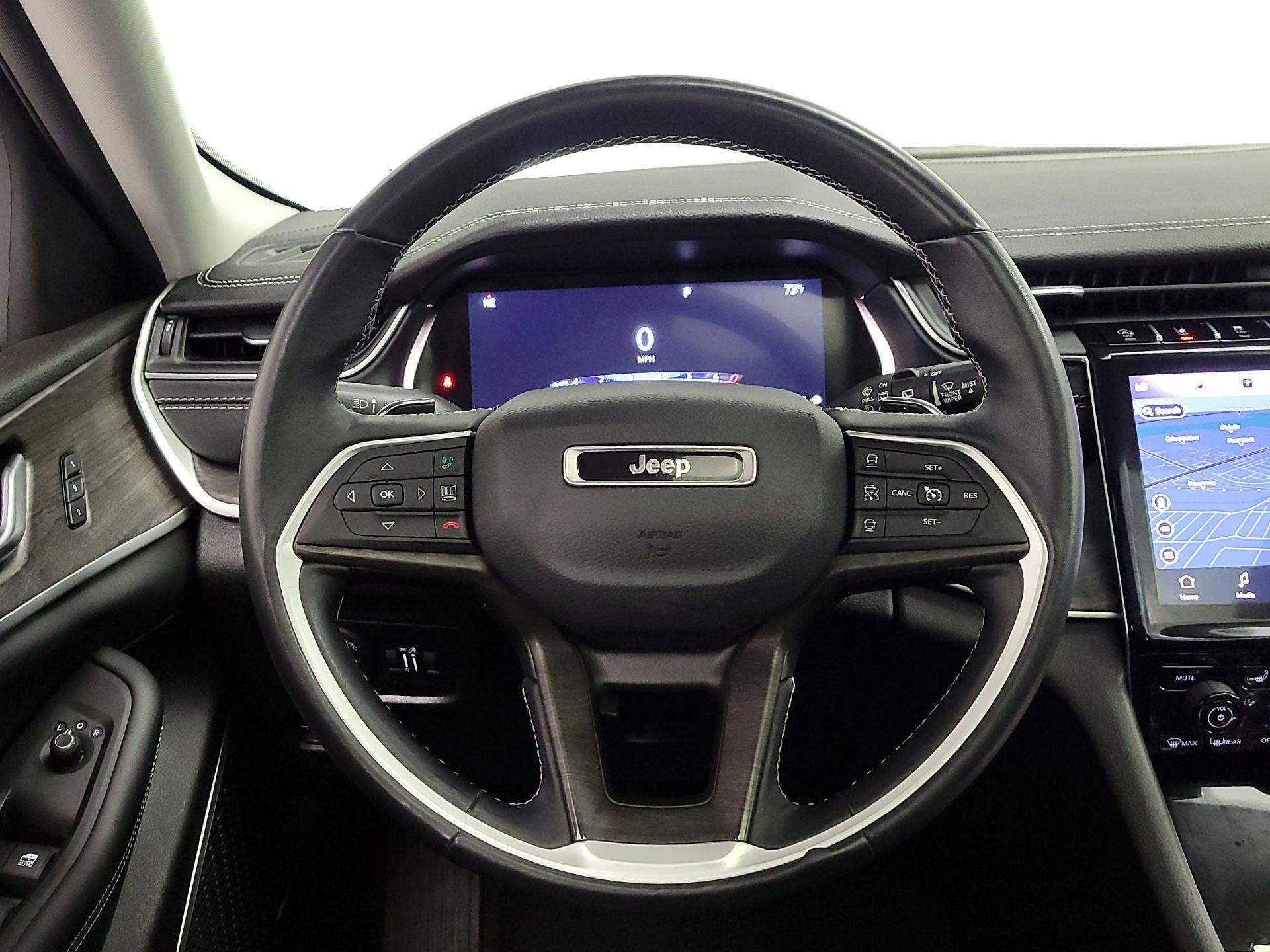 Thumbnail: 2022 Jeep Grand Cherokee L - 10