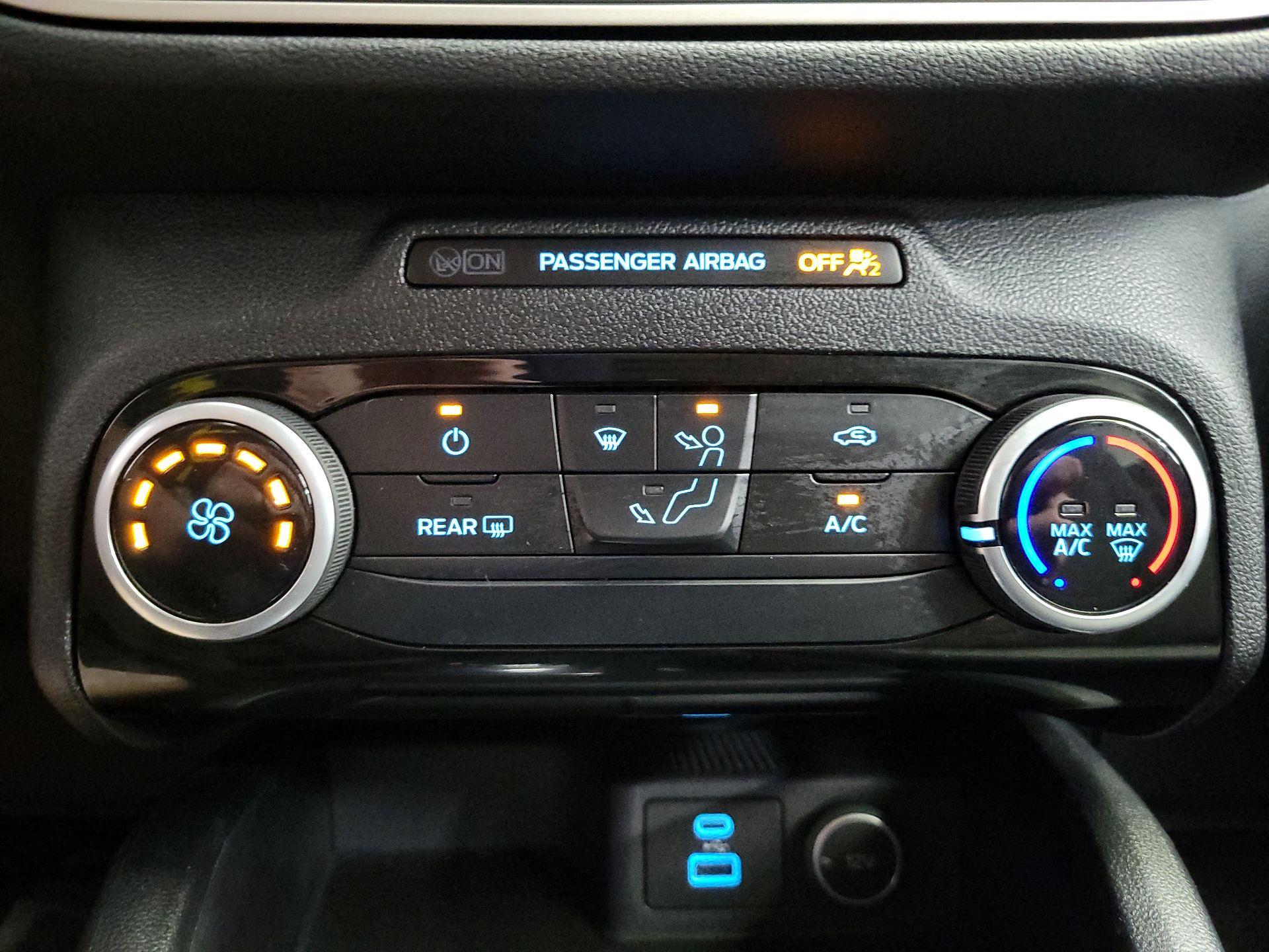 Thumbnail: 2021 Ford Escape - 16