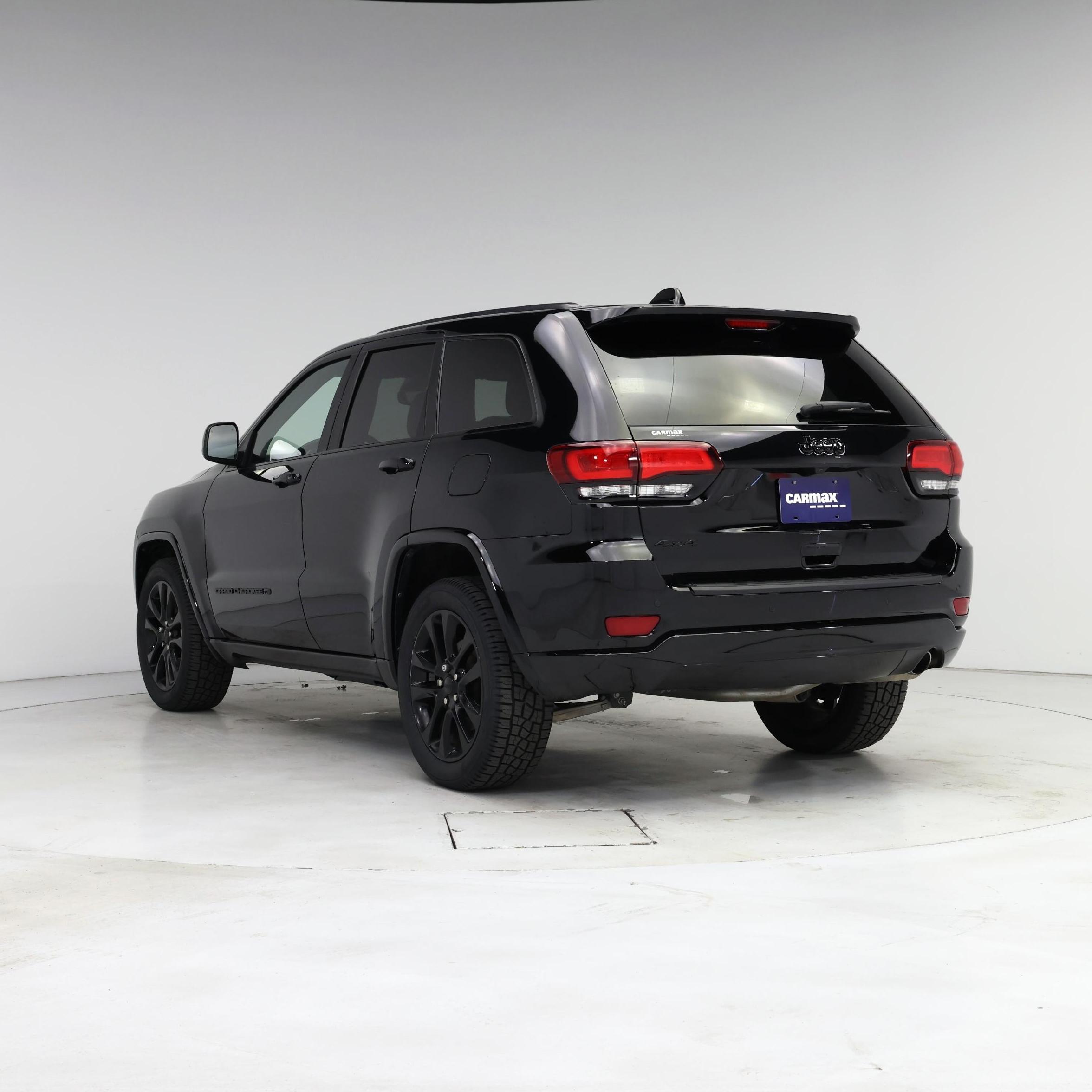 Thumbnail: 2022 Jeep Grand Cherokee - 2