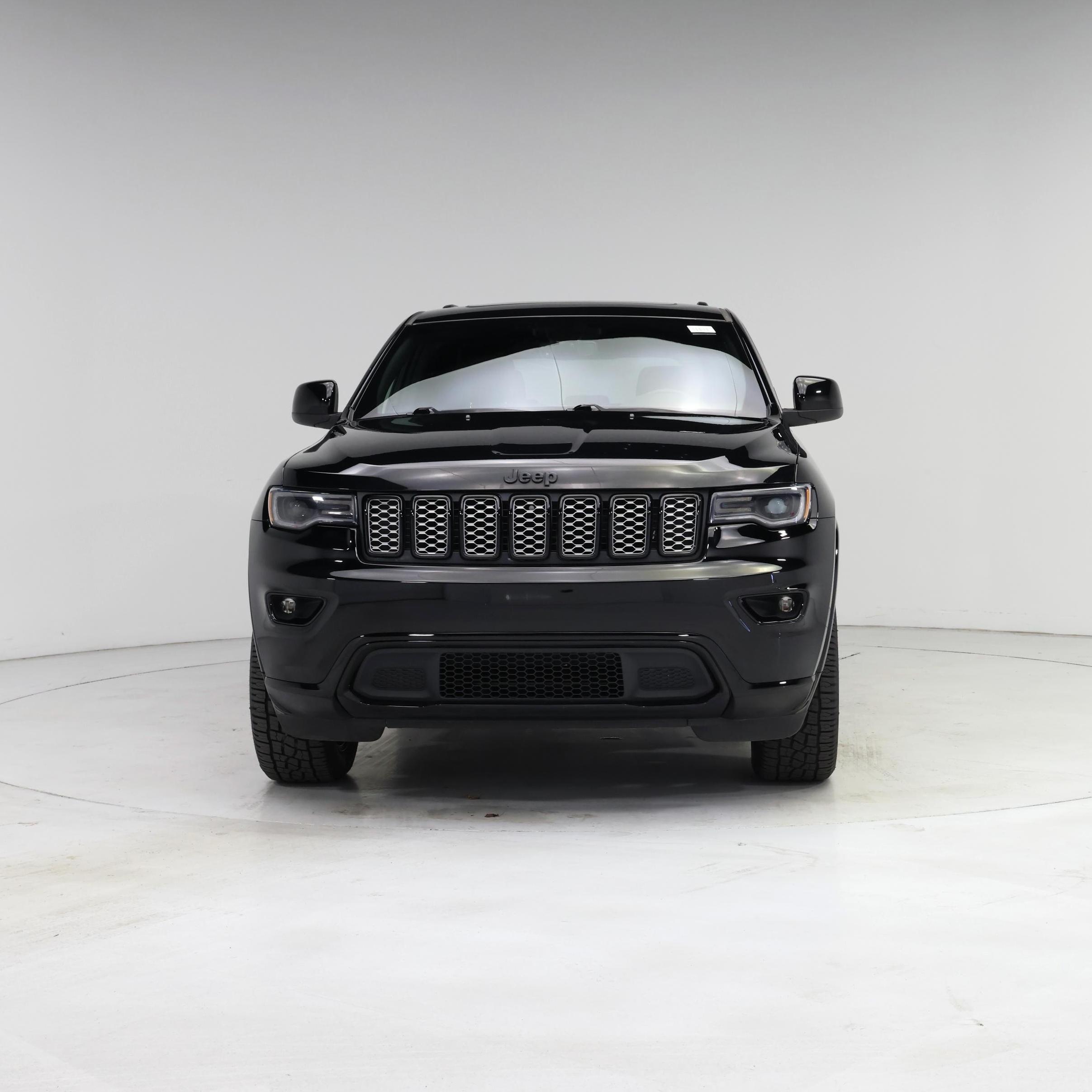Thumbnail: 2022 Jeep Grand Cherokee - 5