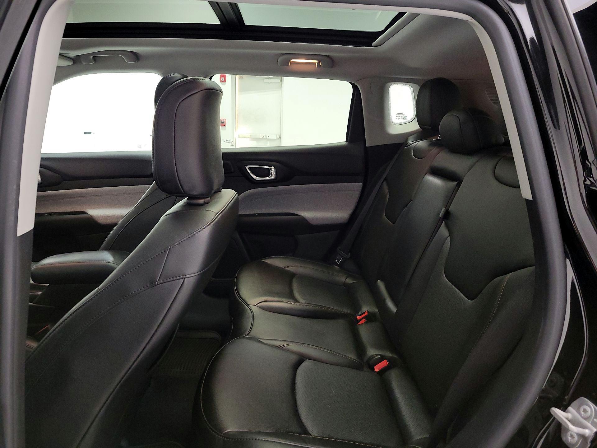 Thumbnail: 2022 Jeep Compass - 20