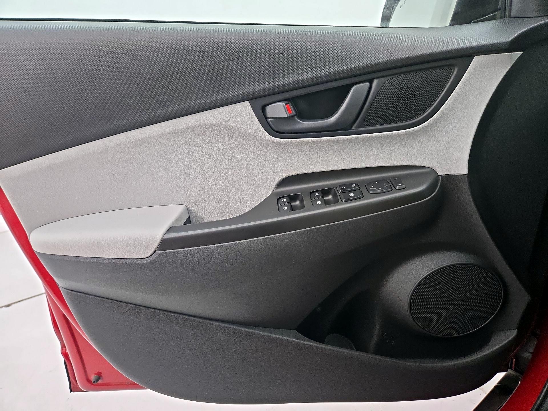 Thumbnail: 2023 Hyundai Kona - 12