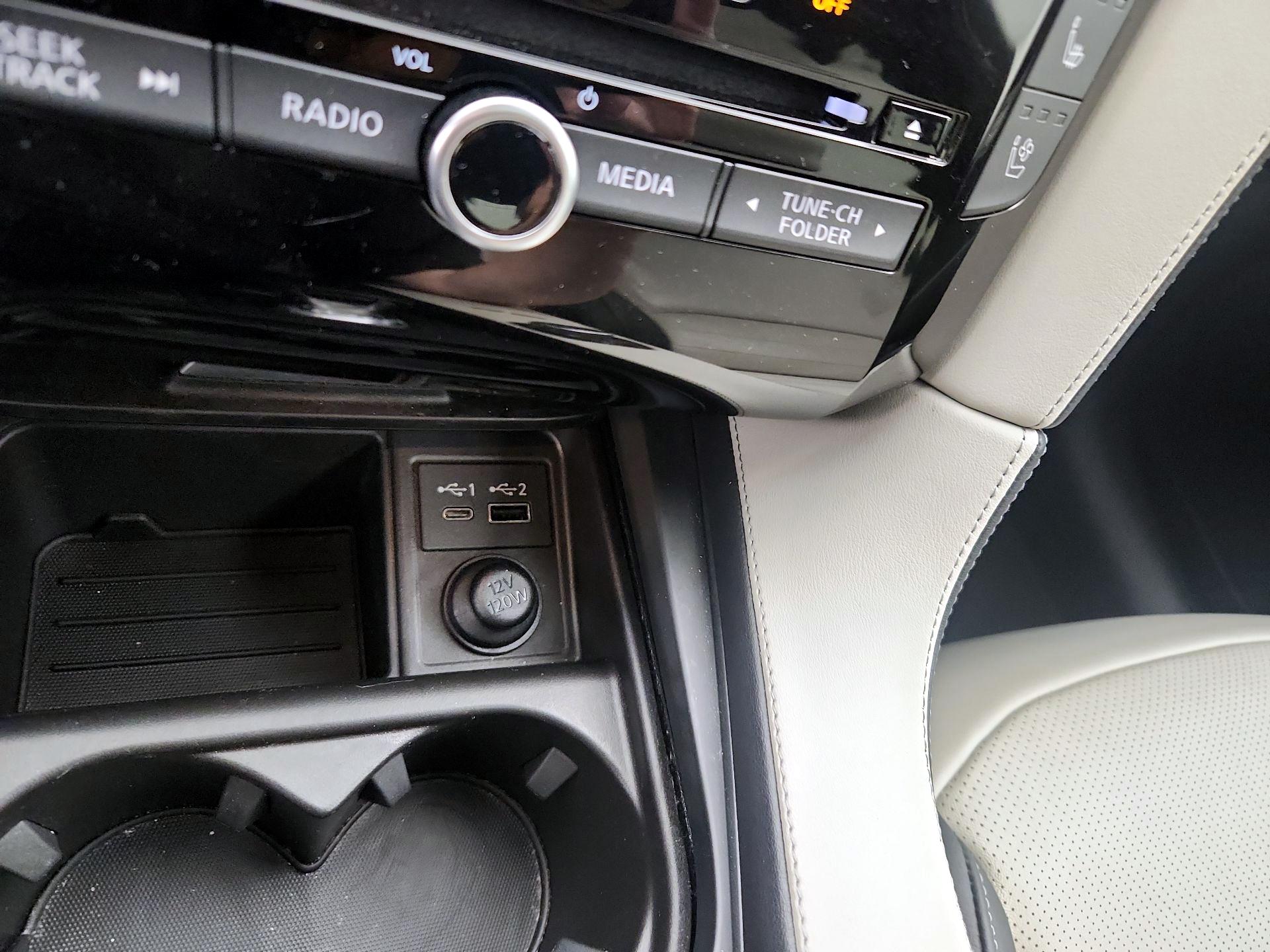 Thumbnail: 2022 INFINITI QX55 - 19