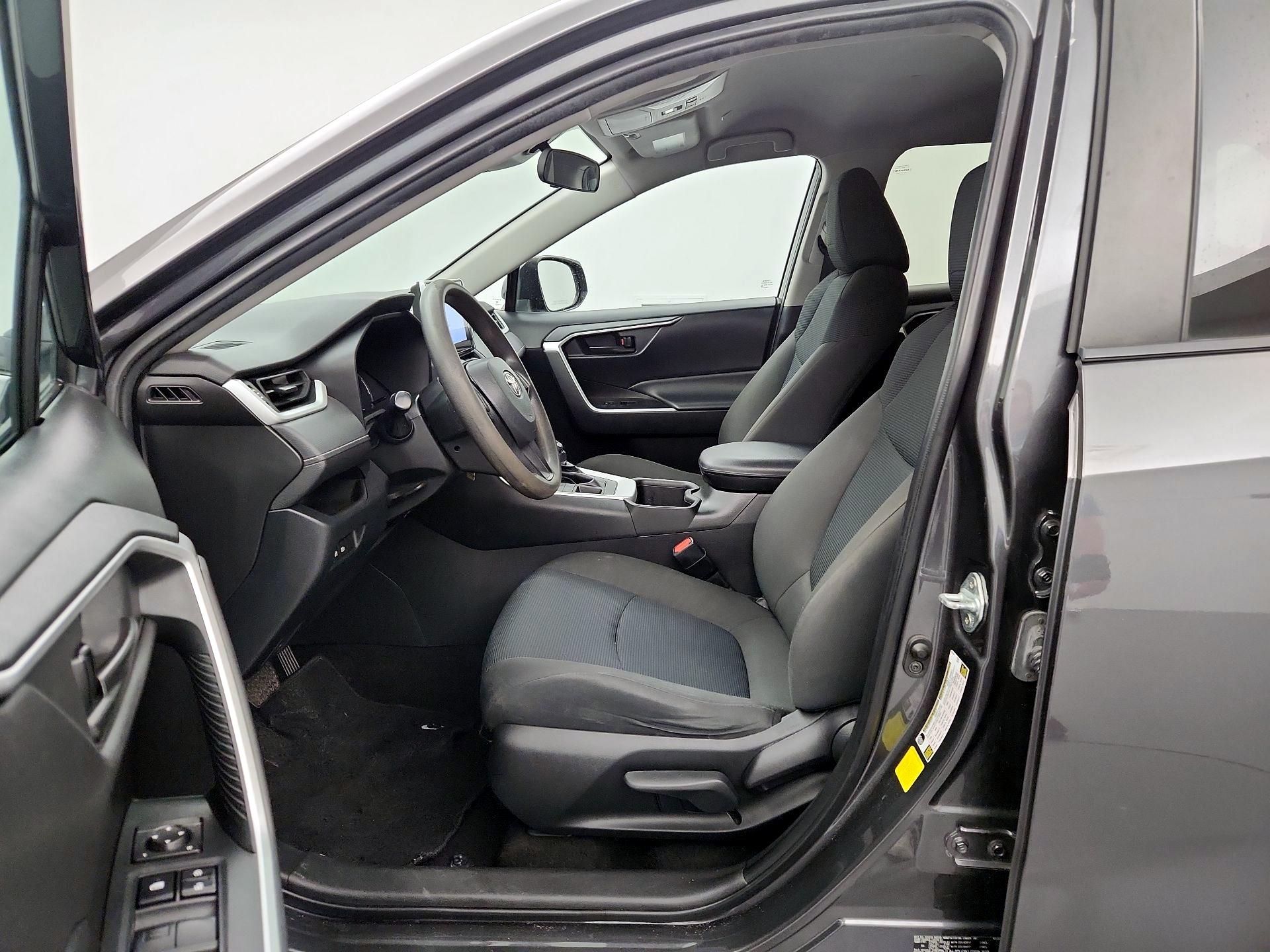 Thumbnail: 2023 Toyota RAV4 - 11