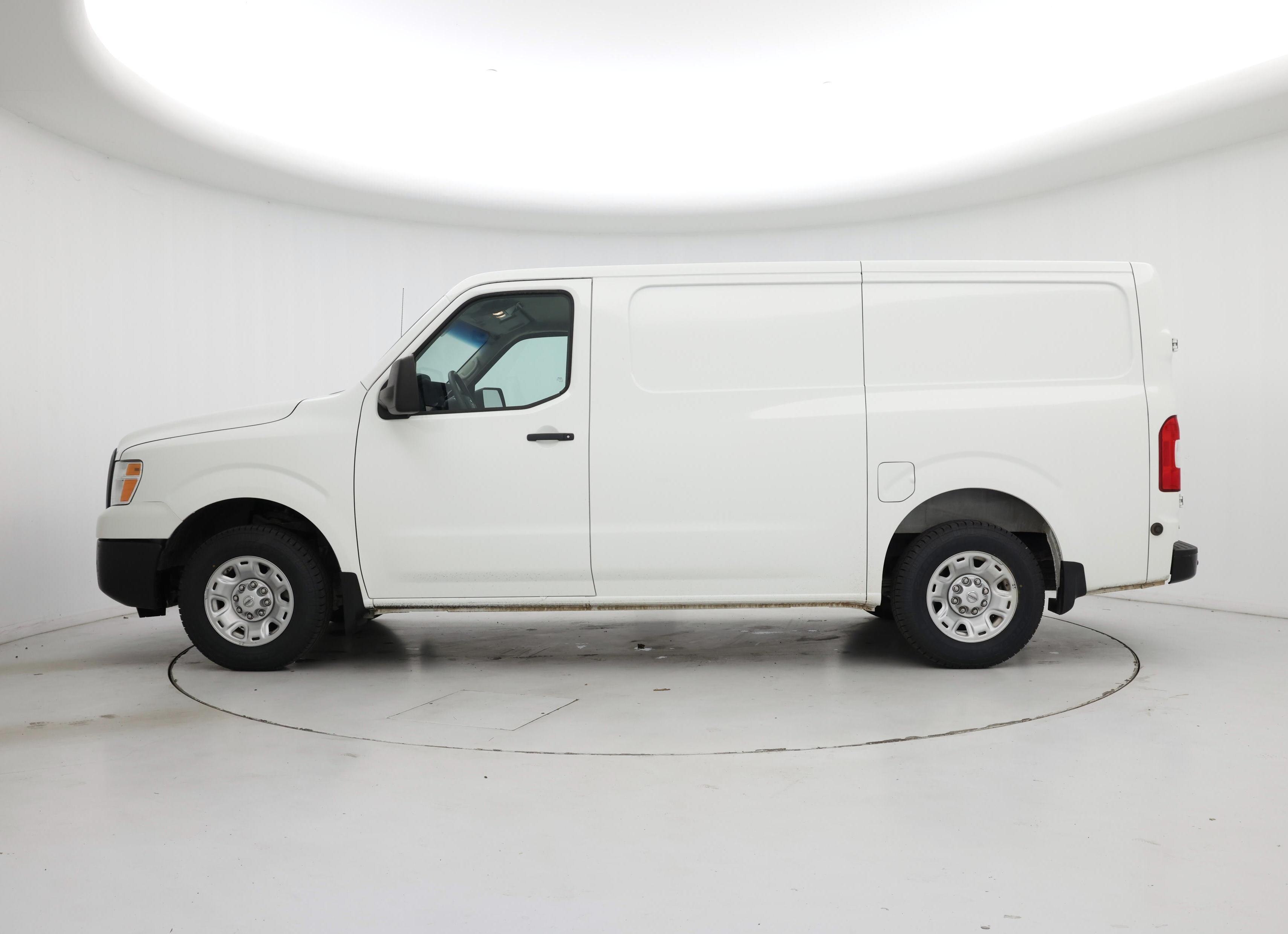 Thumbnail: 2021 Nissan NV - 3