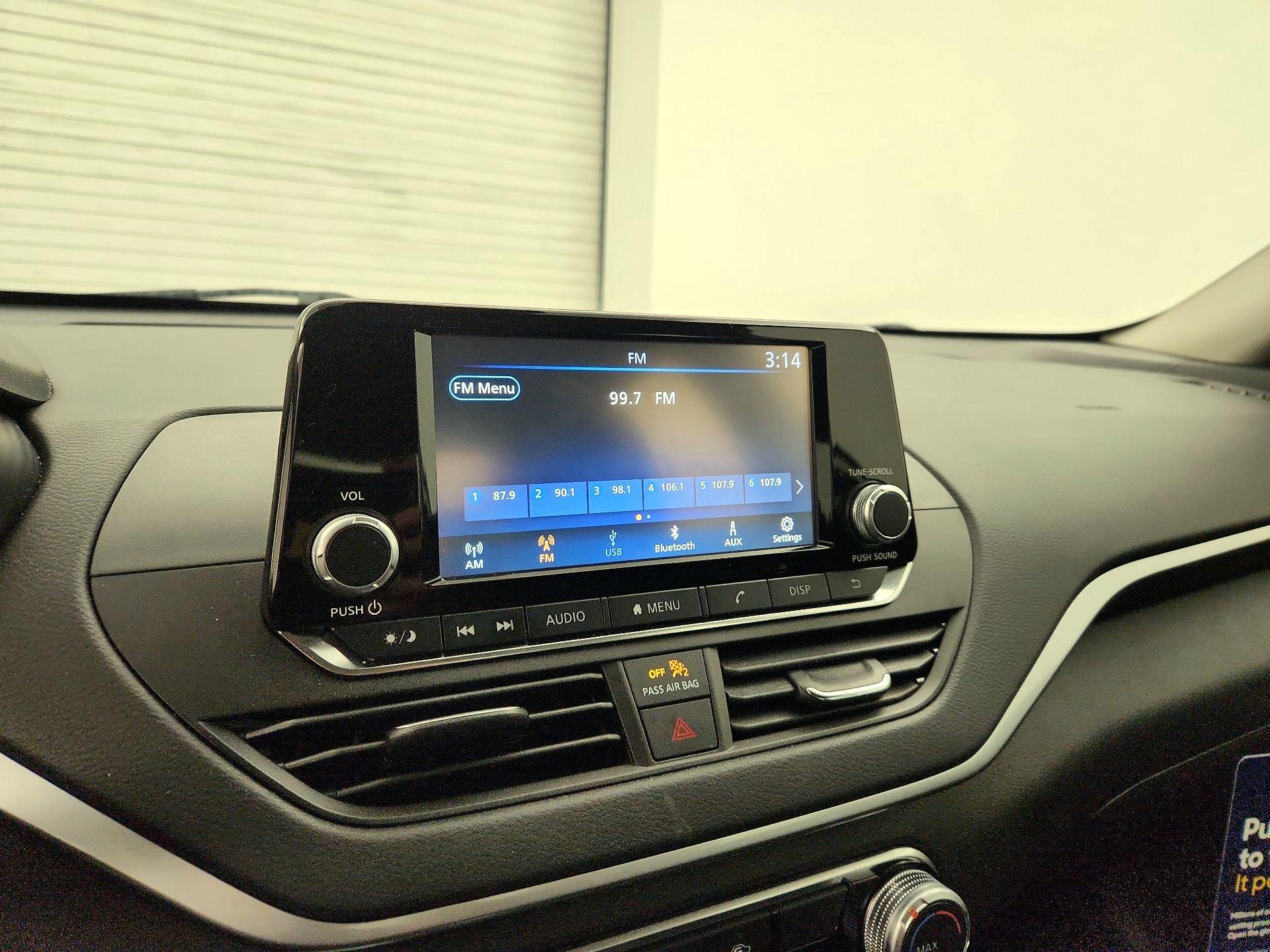 Thumbnail: 2022 Nissan Altima - 15