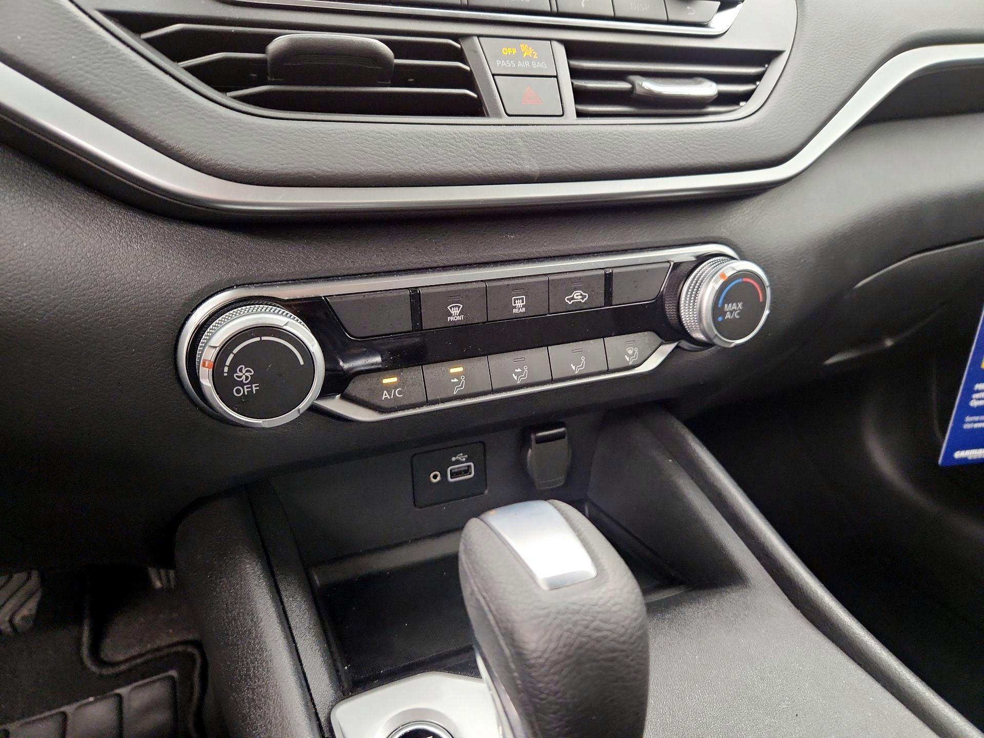 Thumbnail: 2022 Nissan Altima - 16