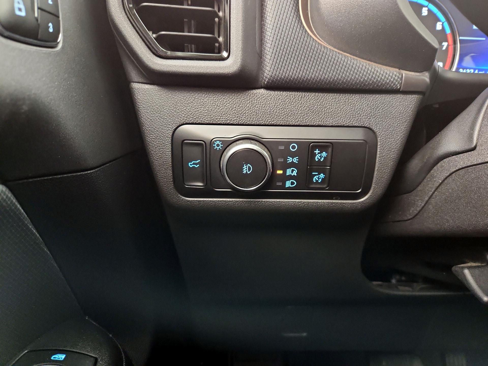 Thumbnail: 2023 Ford Bronco Sport - 13