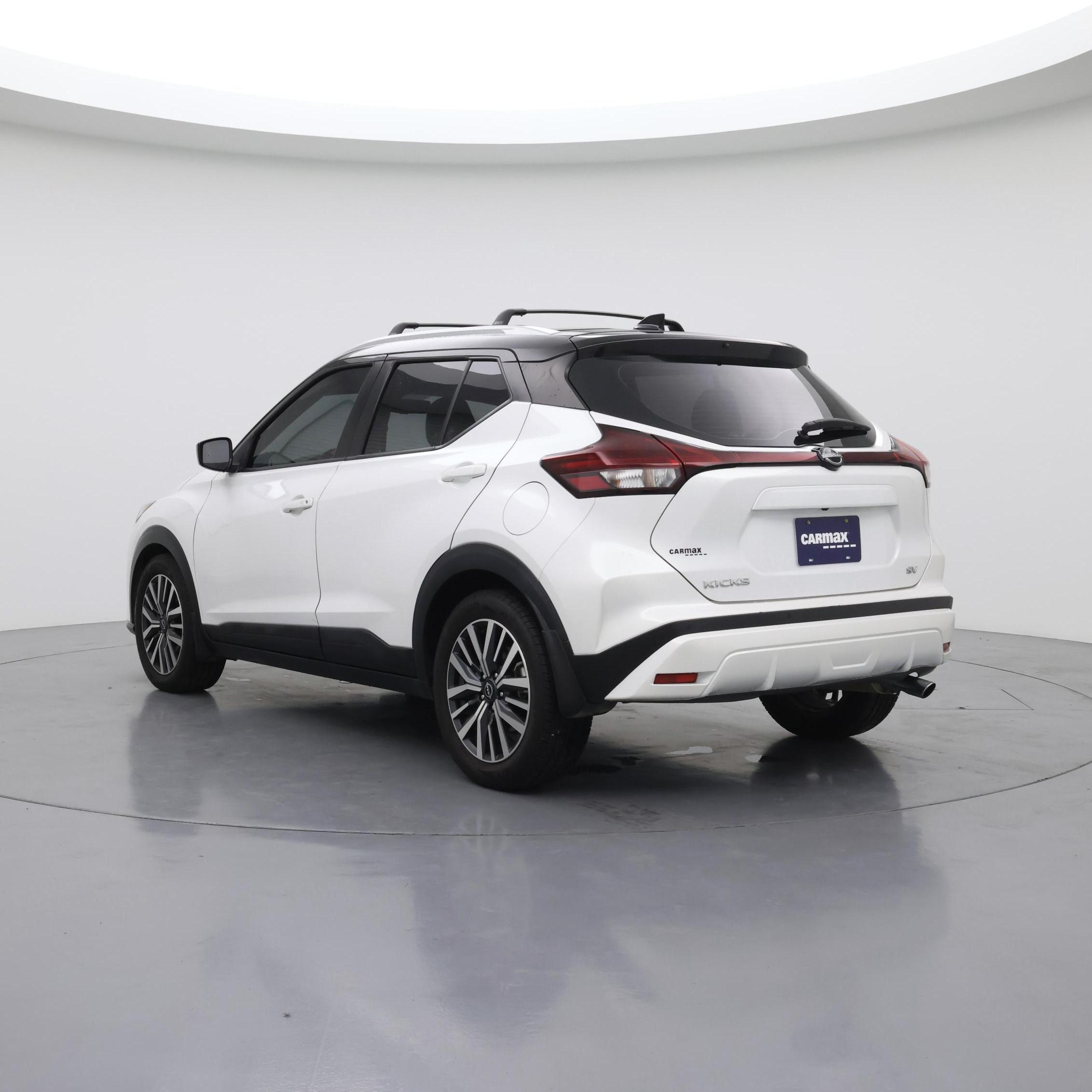 Thumbnail: 2022 Nissan Kicks - 2
