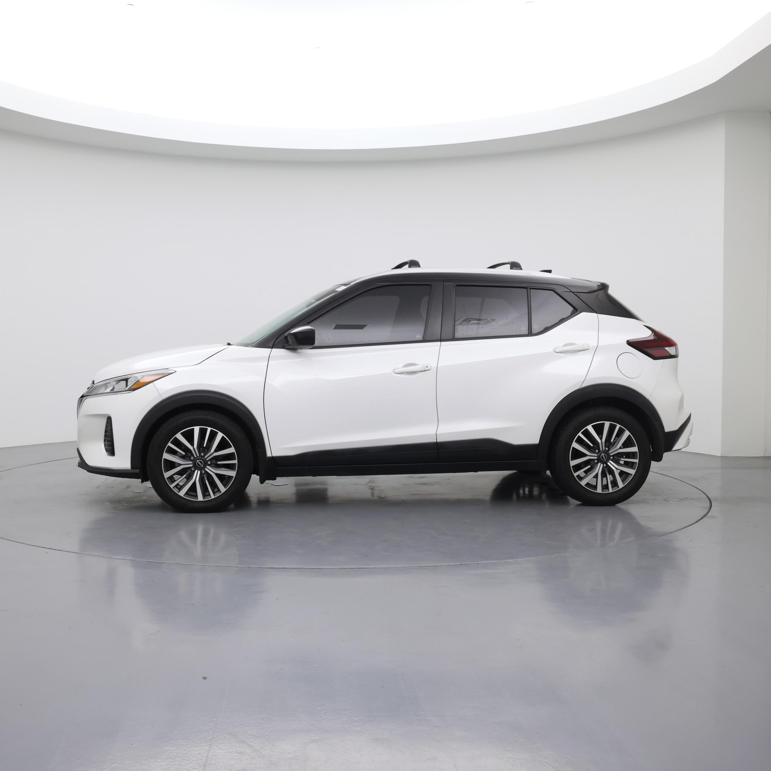 Thumbnail: 2022 Nissan Kicks - 3