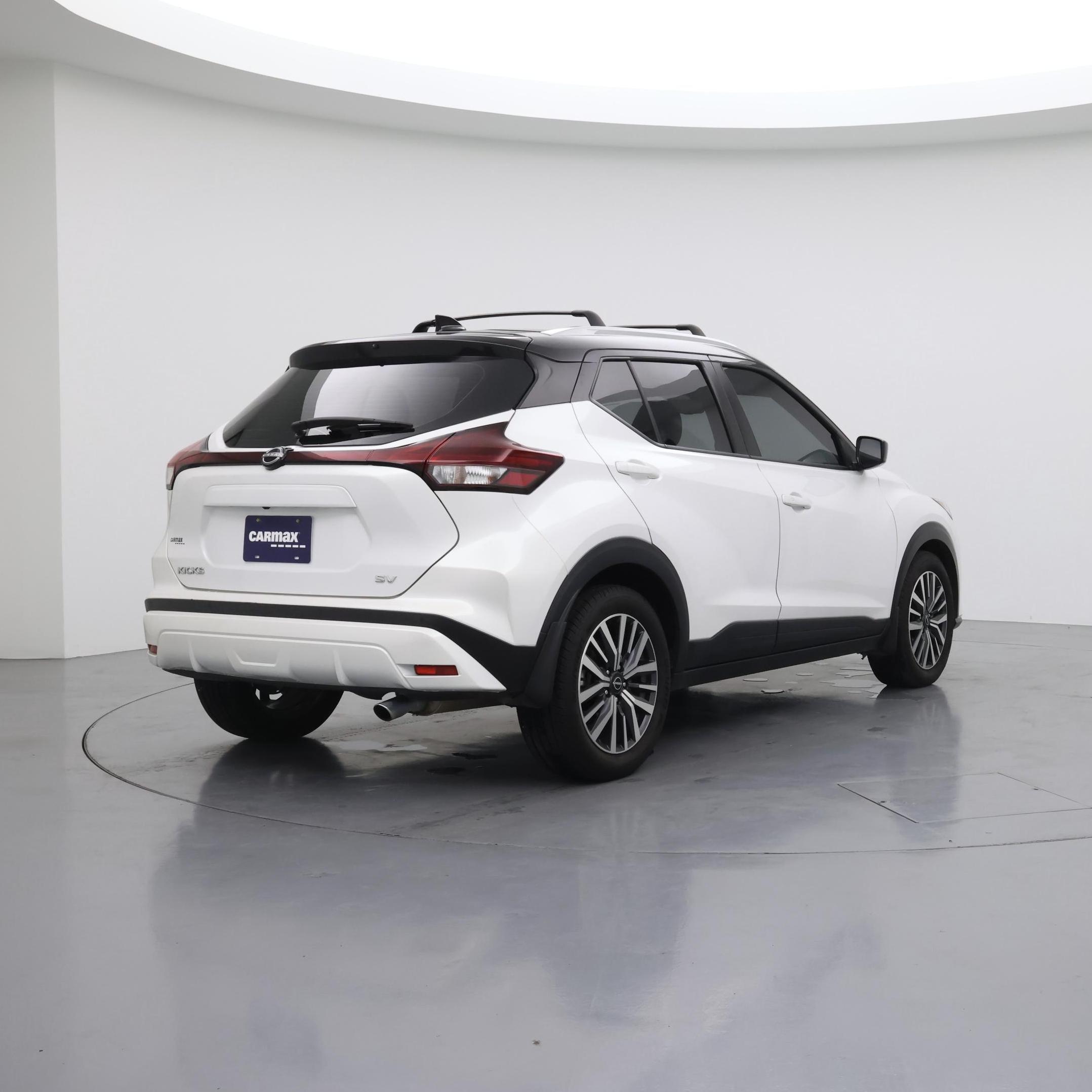 Thumbnail: 2022 Nissan Kicks - 8