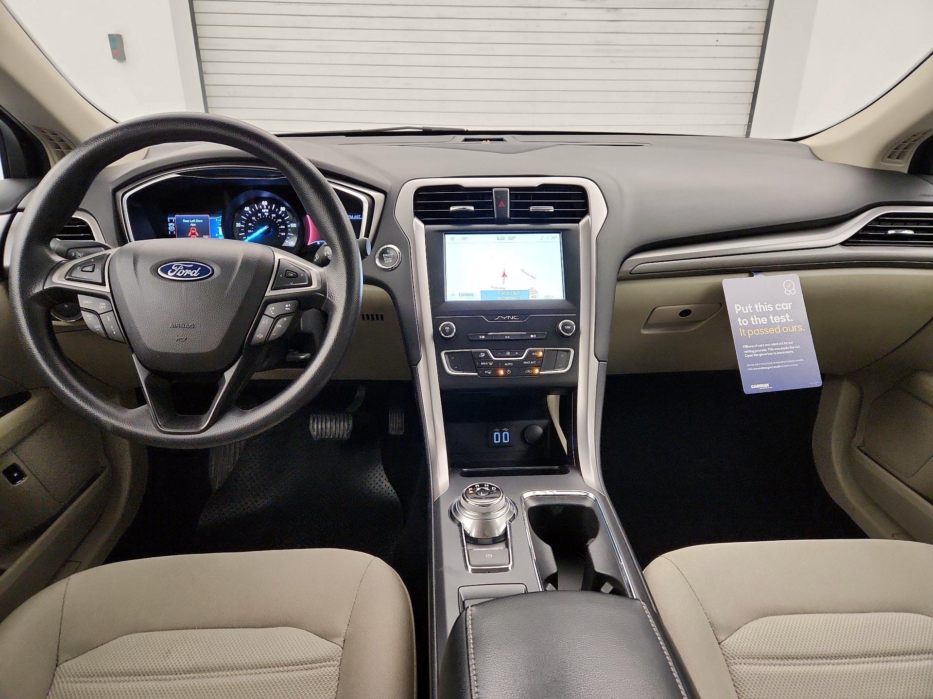 Thumbnail: 2020 Ford Fusion - 9