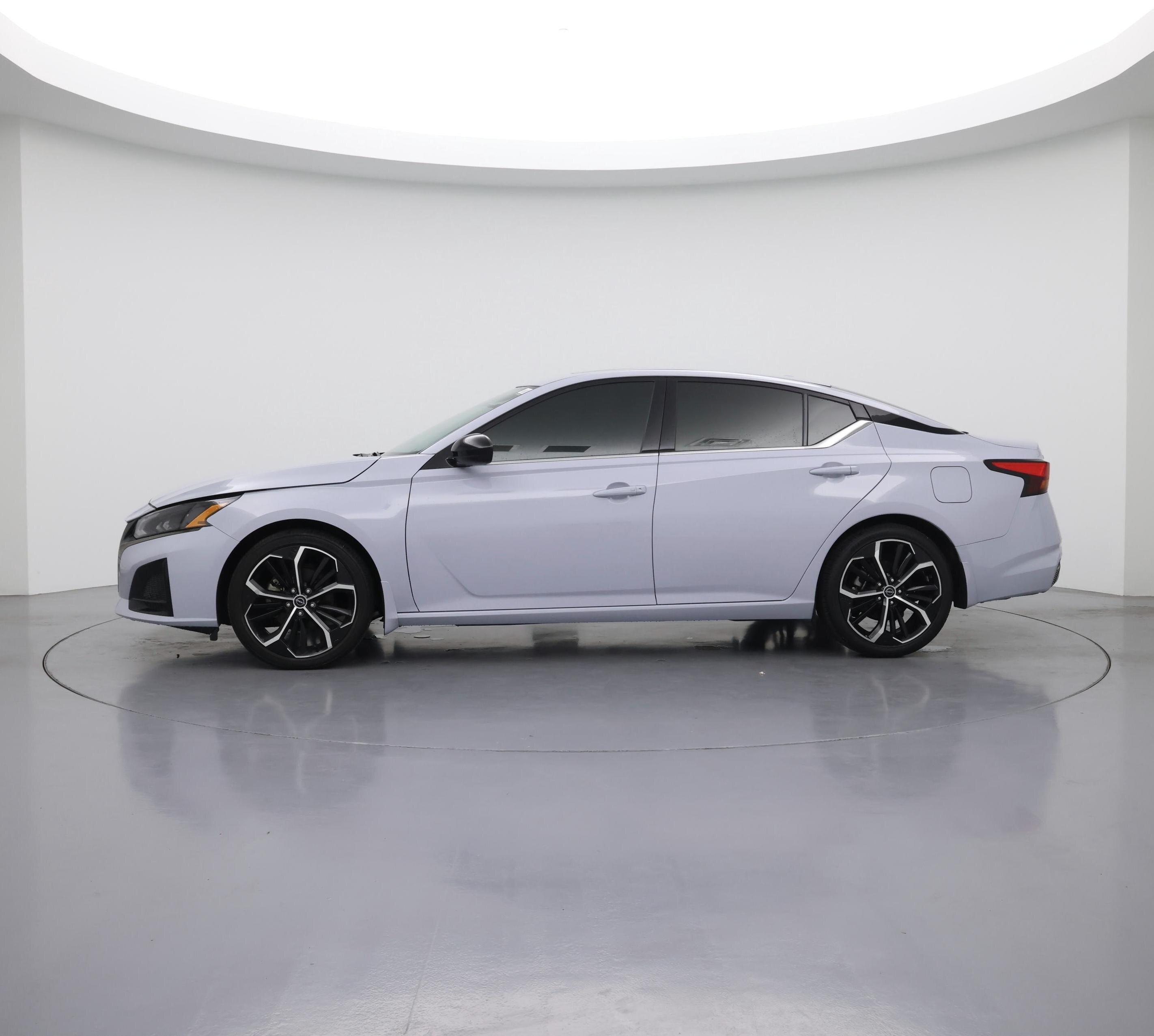 Thumbnail: 2023 Nissan Altima - 3