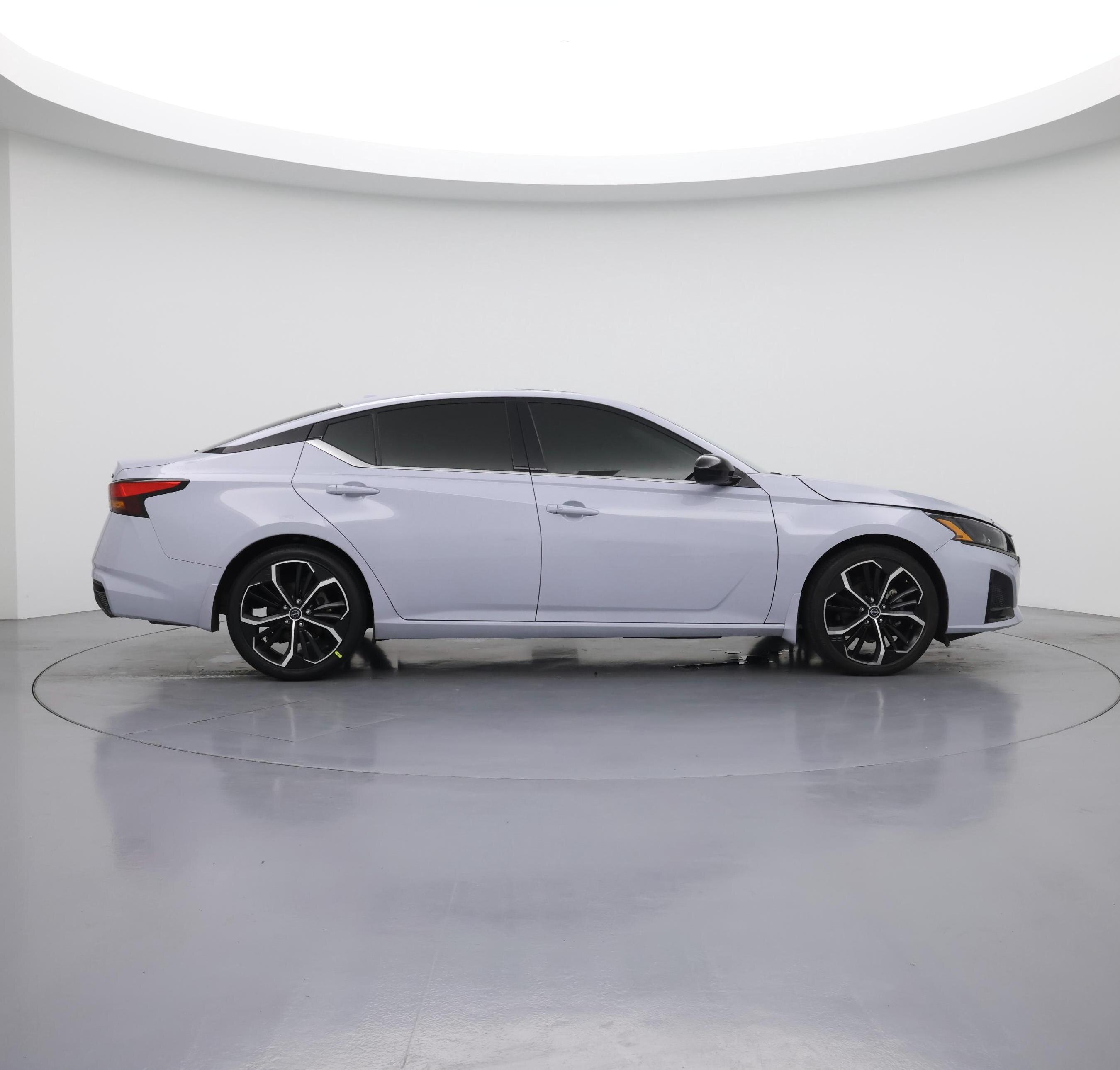 Thumbnail: 2023 Nissan Altima - 7