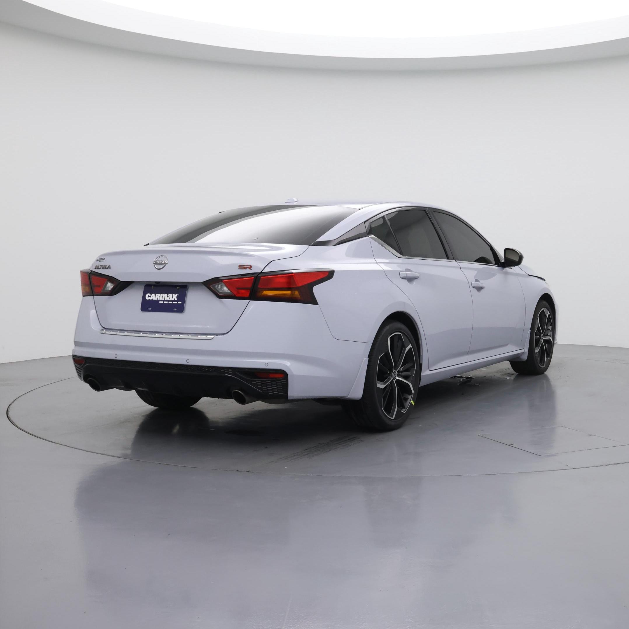 Thumbnail: 2023 Nissan Altima - 8