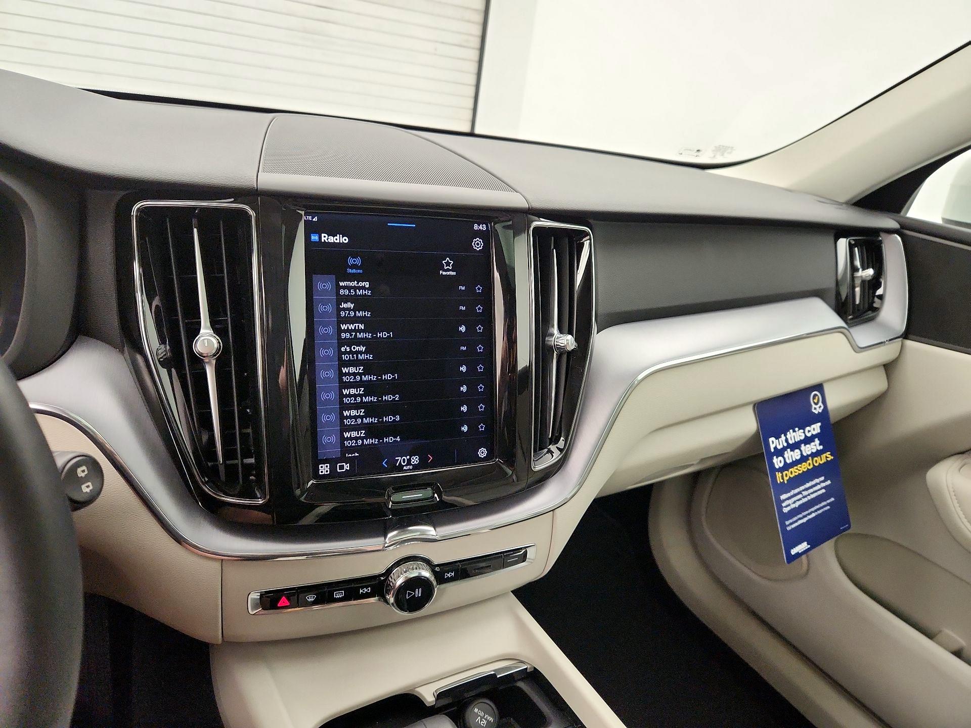 Thumbnail: 2022 Volvo XC60 - 15