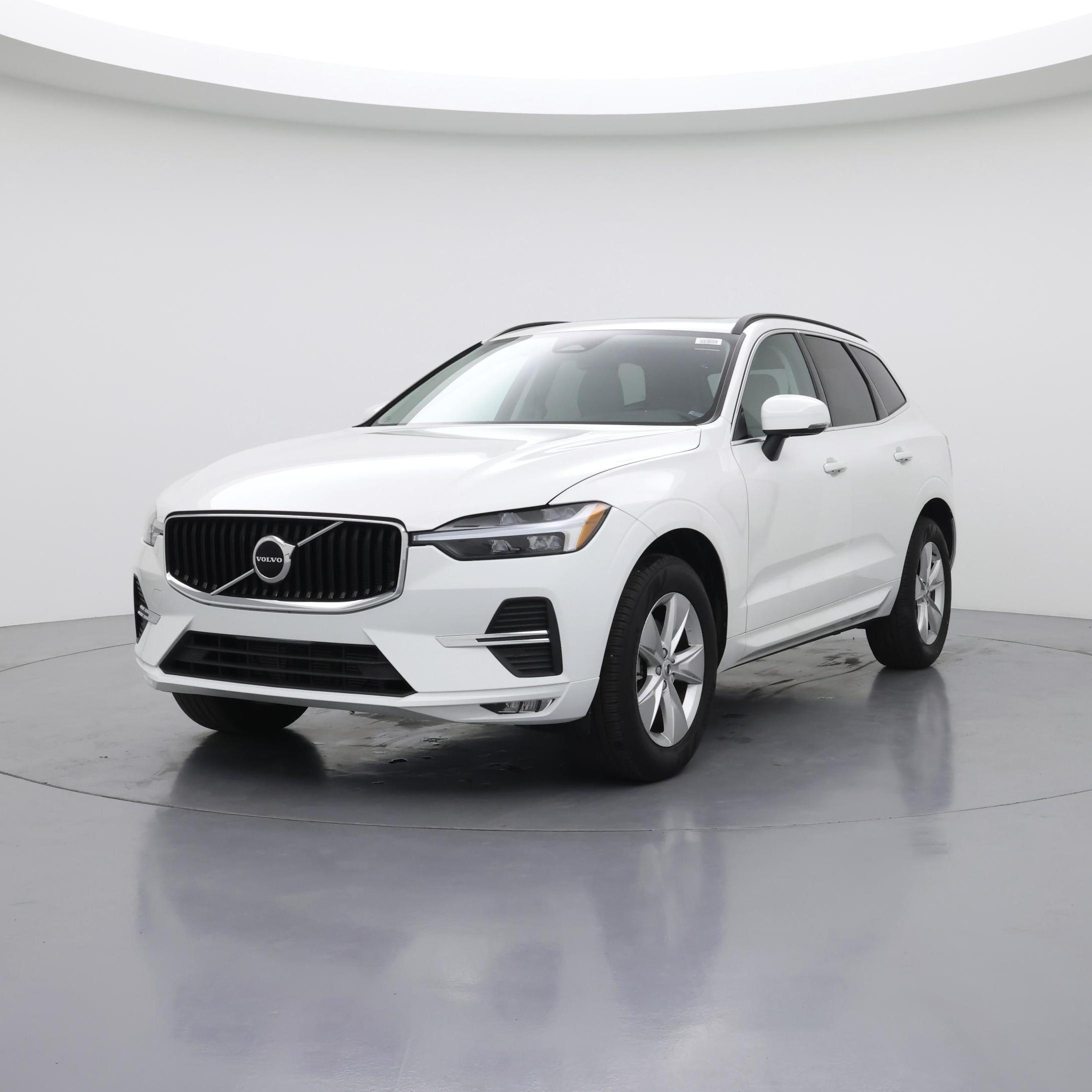 Thumbnail: 2022 Volvo XC60 - 4
