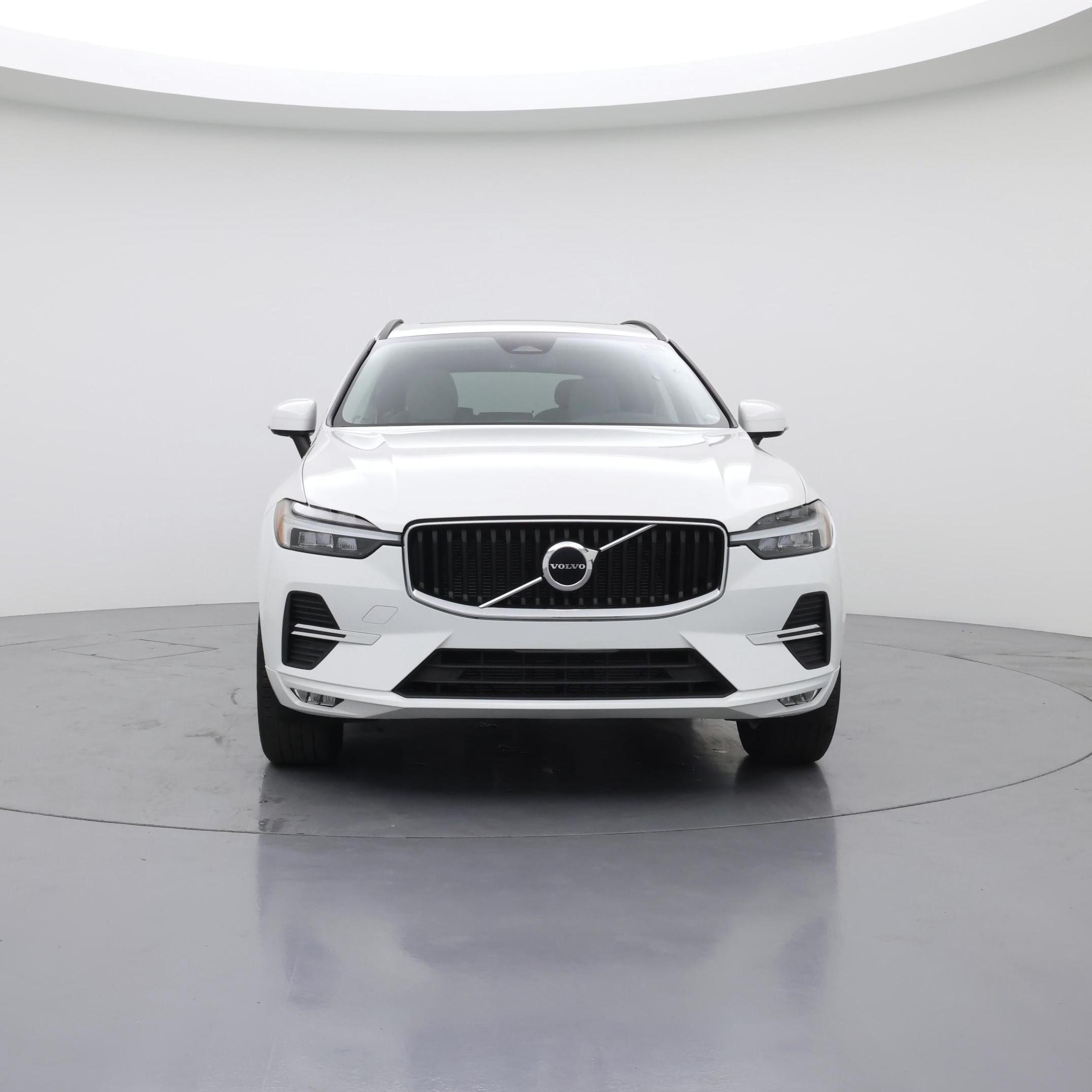 Thumbnail: 2022 Volvo XC60 - 5