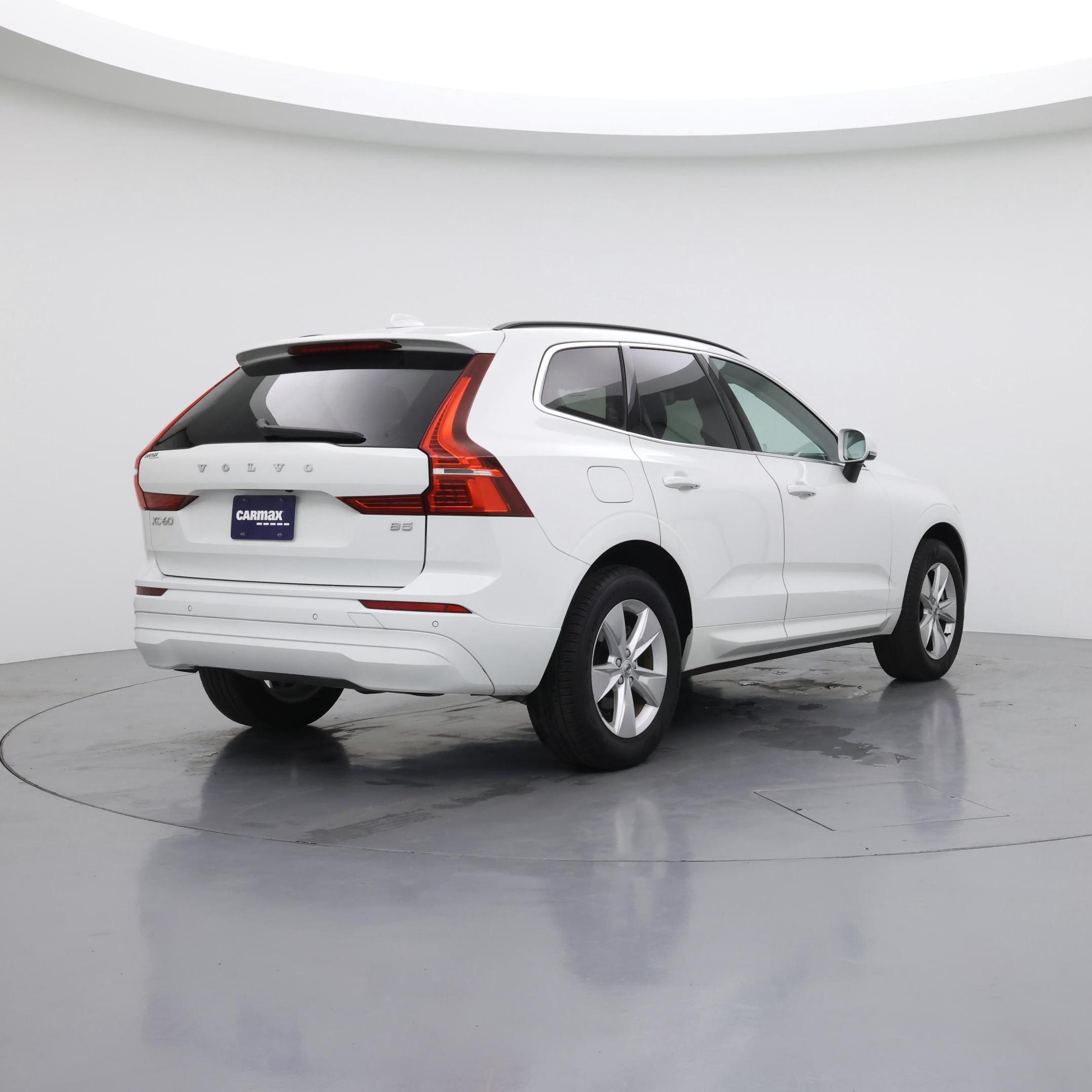 Thumbnail: 2022 Volvo XC60 - 8